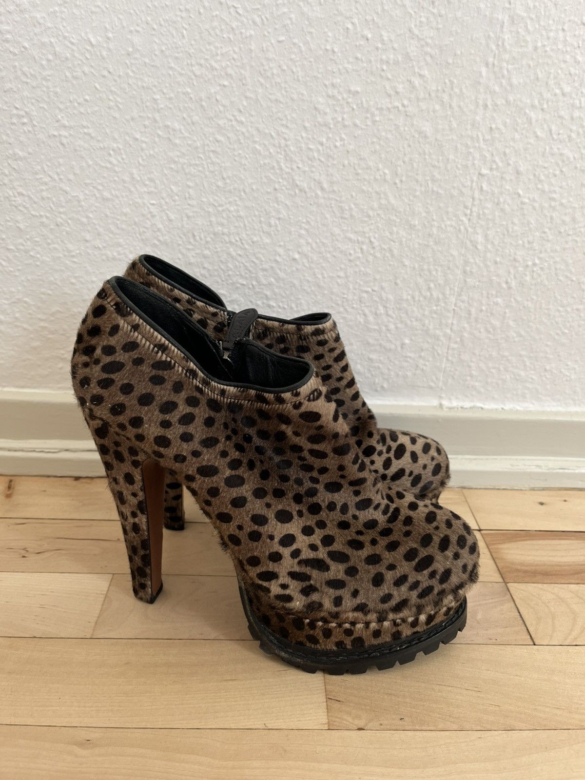 Alaia Archive Alaïa Leopard Calf Hair Platform Boots IT 40 Size US 10 / IT 40 - 1 Thumbnail