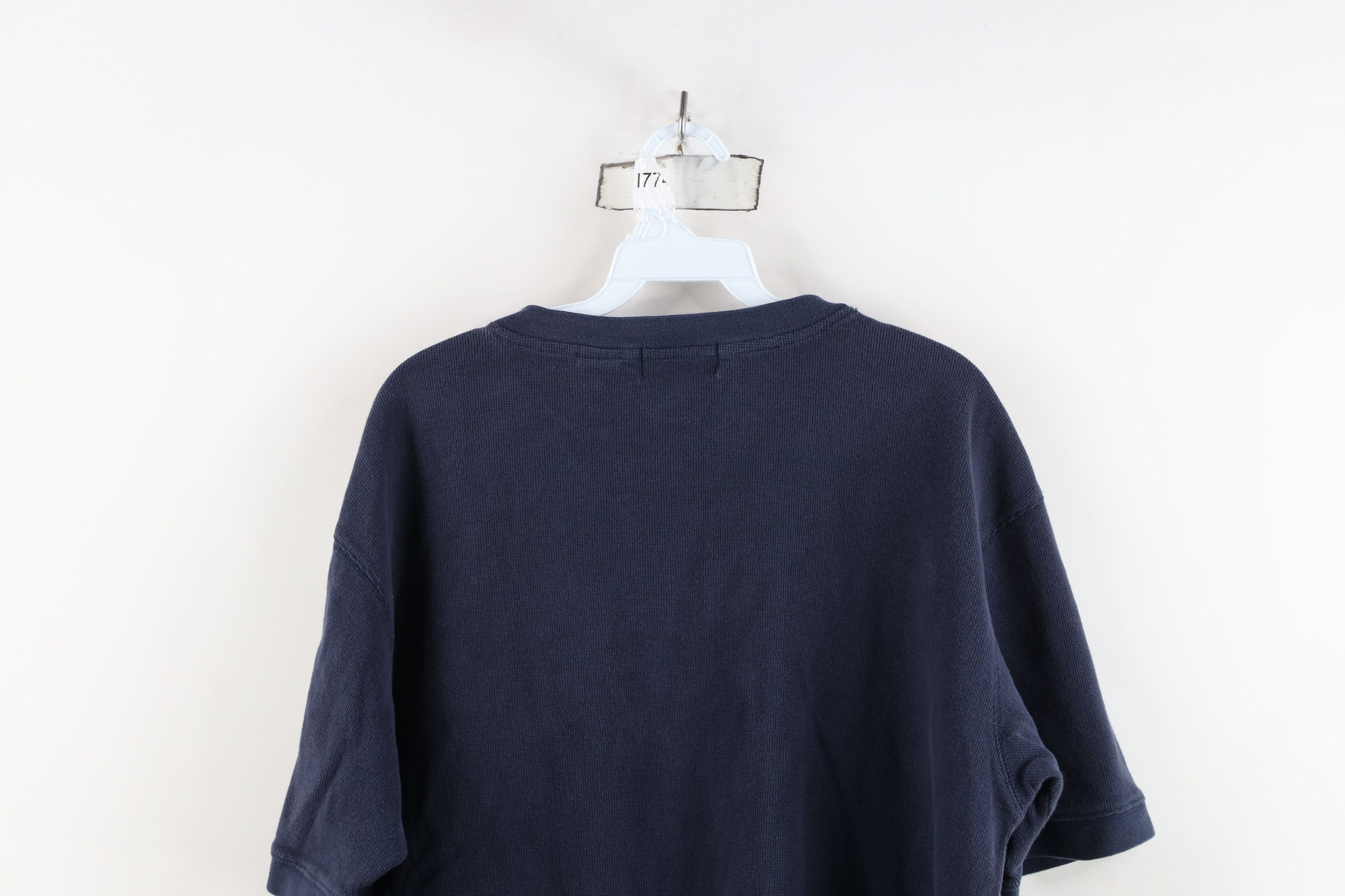 Vintage Vintage 90s Streetwear Waffle Knit Henley T-Shirt USA Size US L / EU 52-54 / 3 - 9 Thumbnail
