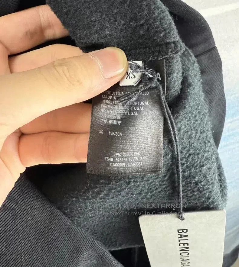 Balenciaga Balenciaga Black Seven-Language Print Hoodie. Size US XS / EU 42 / 0 - 4 Thumbnail