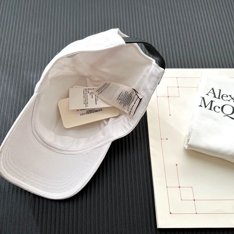 Alexander McQueen Alexander Mcqueen SizeM Sewing hats Size ONE SIZE - 5 Thumbnail