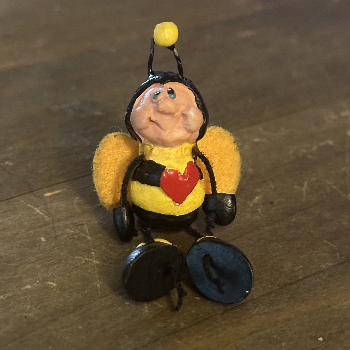 Vintage Vintage Russ bumblebee man brooch Size ONE SIZE - 2 Thumbnail