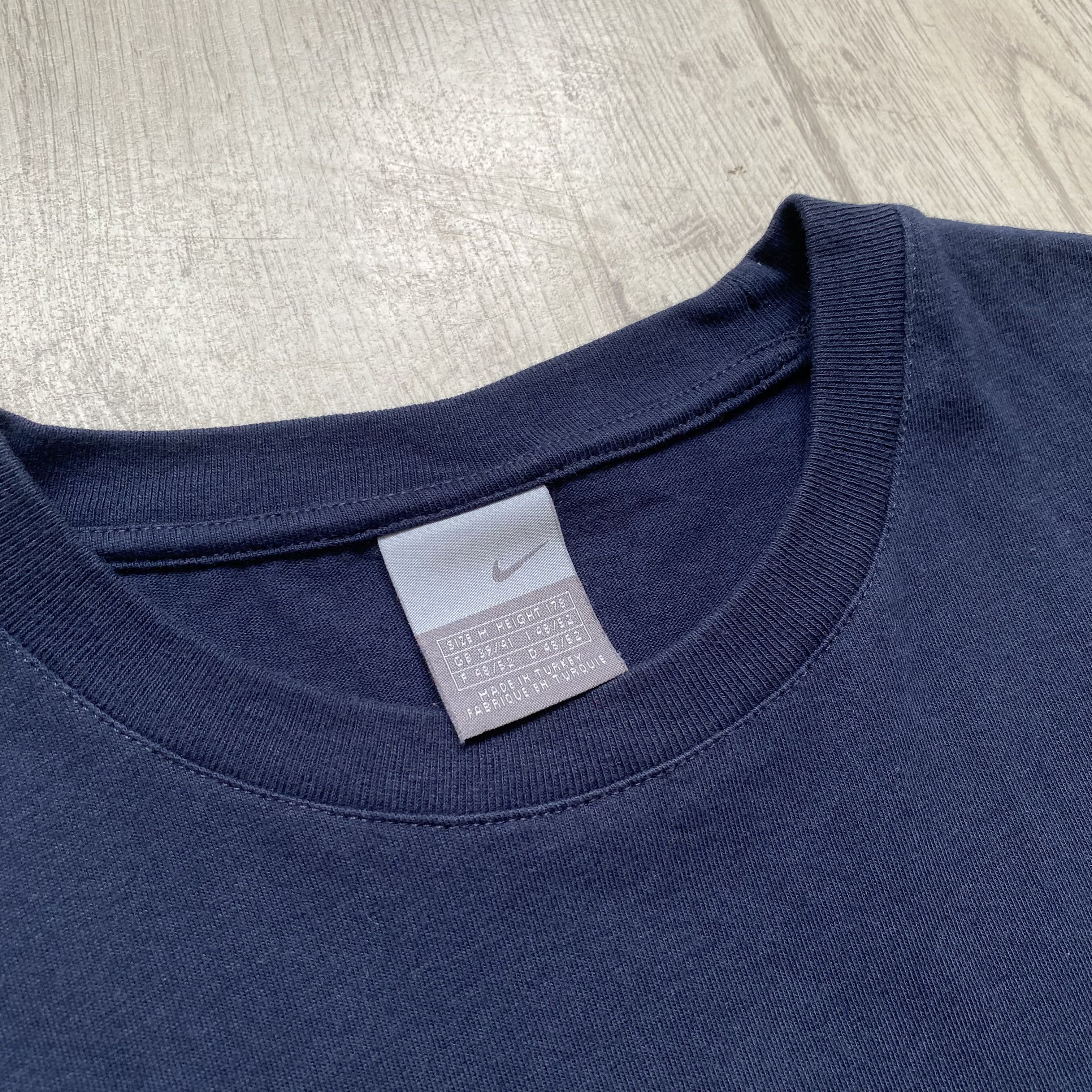 Nike 🦈Vintage 90s Nike tee Sleeveless mini logo Size US M / EU 48-50 / 2 - 5 Thumbnail