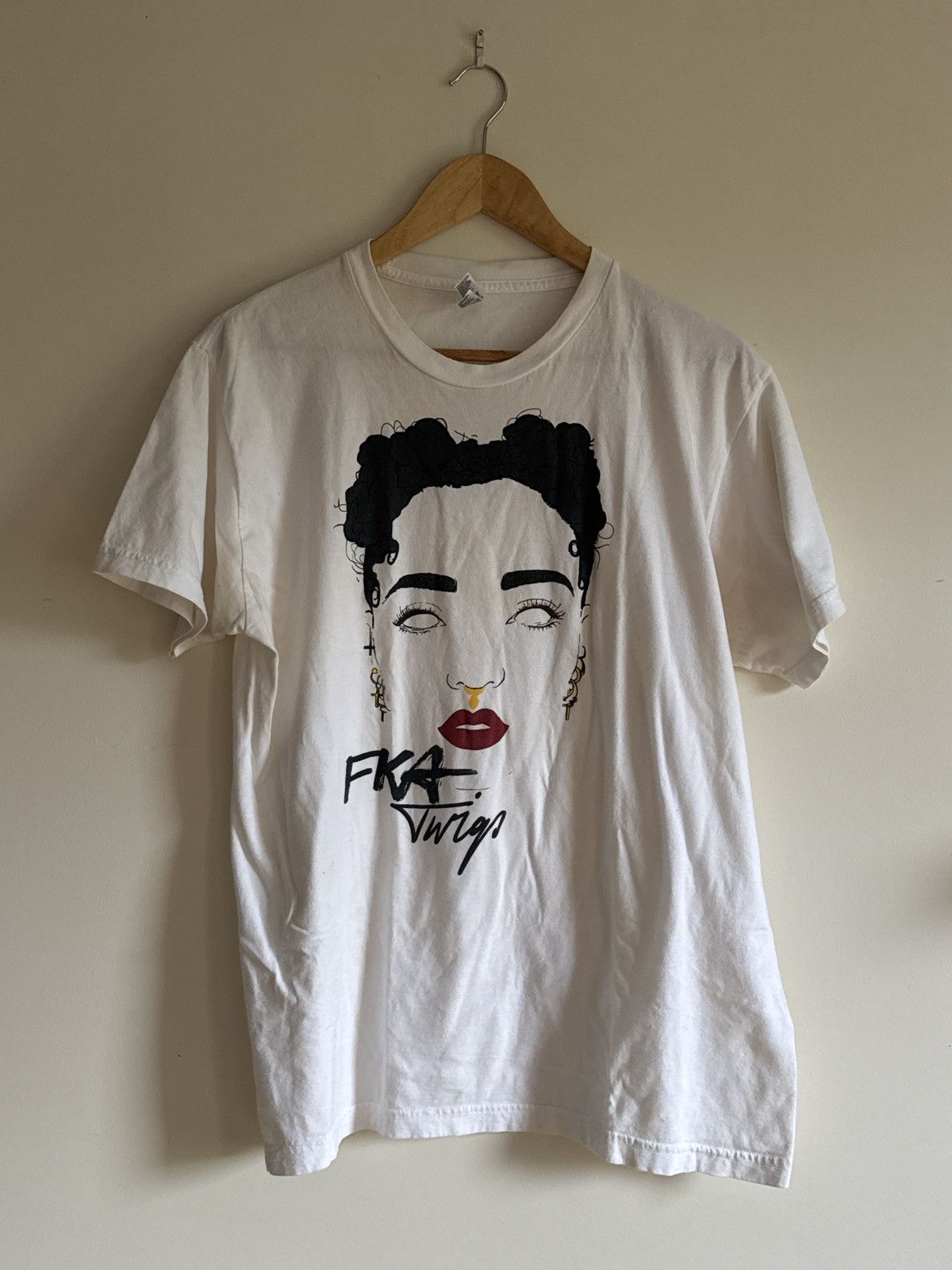 Other FKA Twigs t-shirt Size US L / EU 52-54 / 3 - 2 Thumbnail