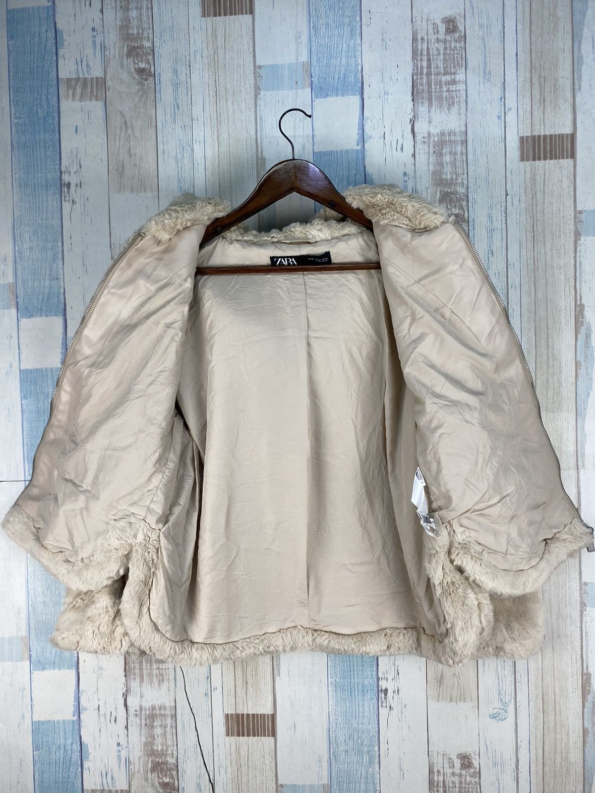 Zara Zara Fur Baggy Hoodie Size XS / US 0-2 / IT 36-38 - 3 Thumbnail