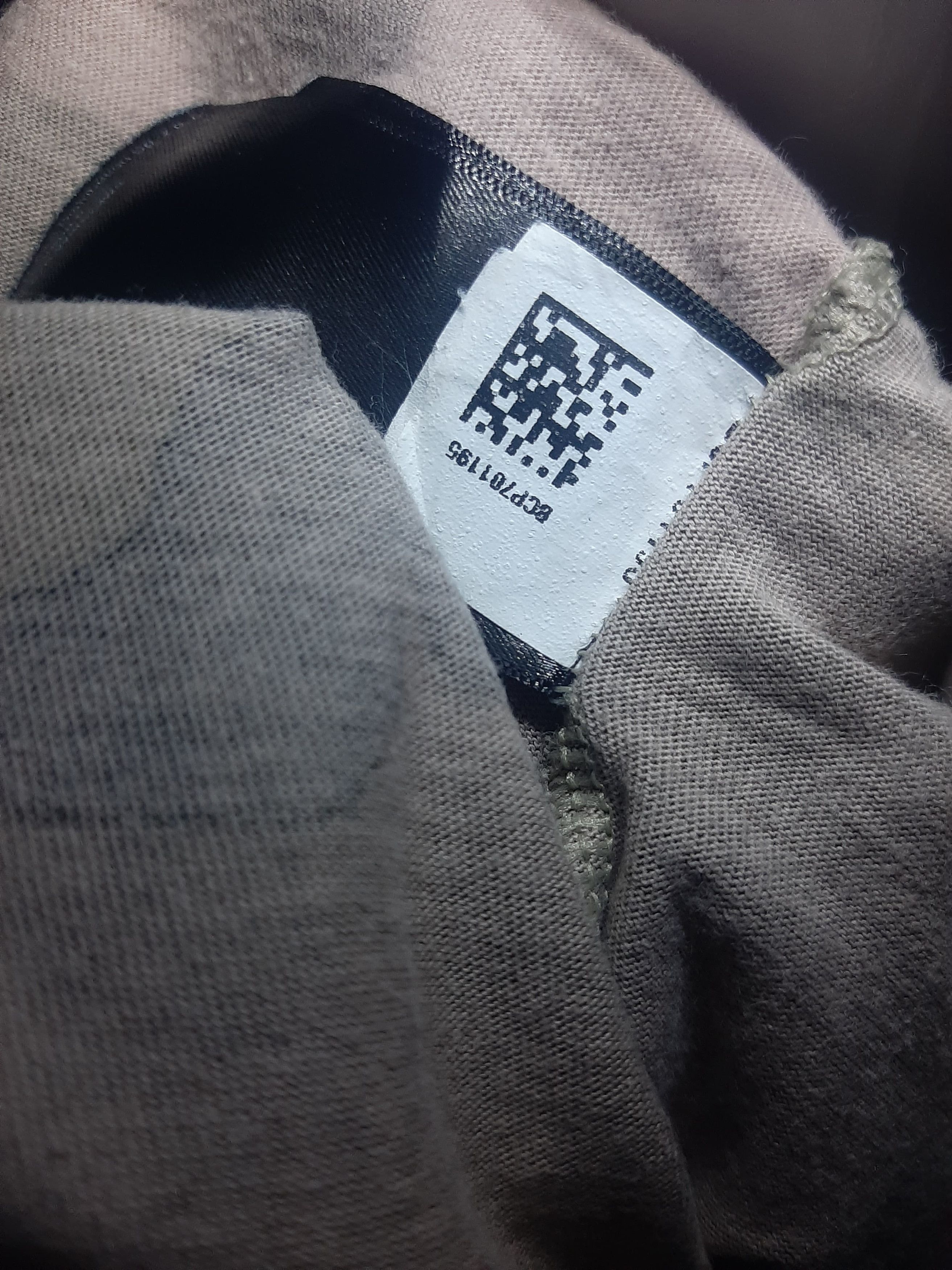 The North Face TNF T-shirt Camo "Never Stop Exploring" Size L Size US L / EU 52-54 / 3 - 8 Thumbnail