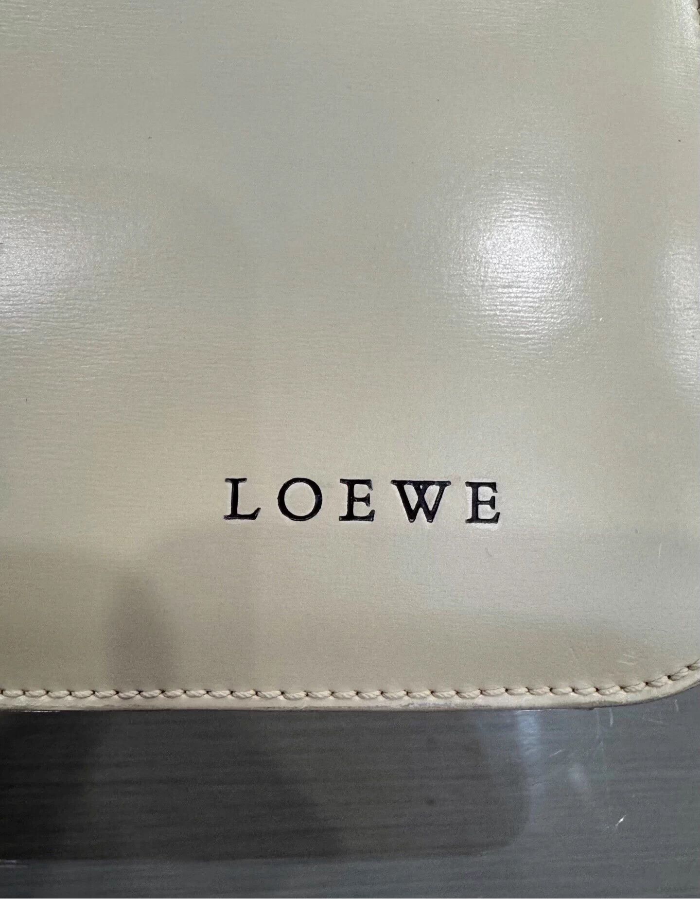 Loewe Loewe Museum Black Logo Khaki Clutch 95new Auth Size ONE SIZE - 4 Thumbnail