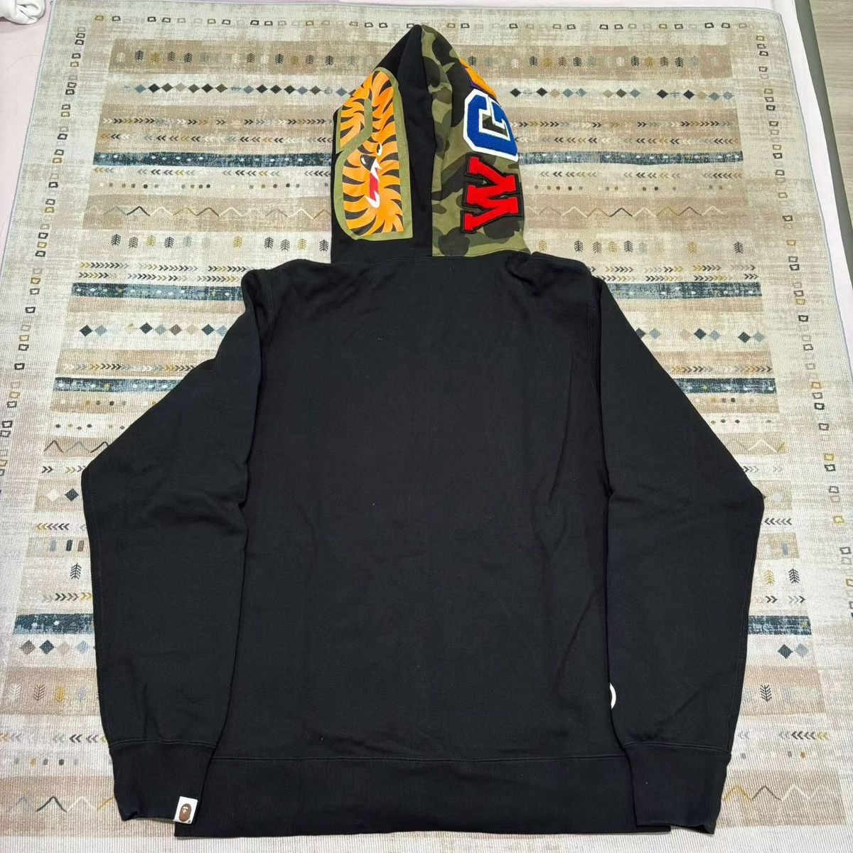 Bape 1ST CAMO SHARK FULL ZIP HOODIE Size US XL / EU 56 / 4 - 2 Thumbnail