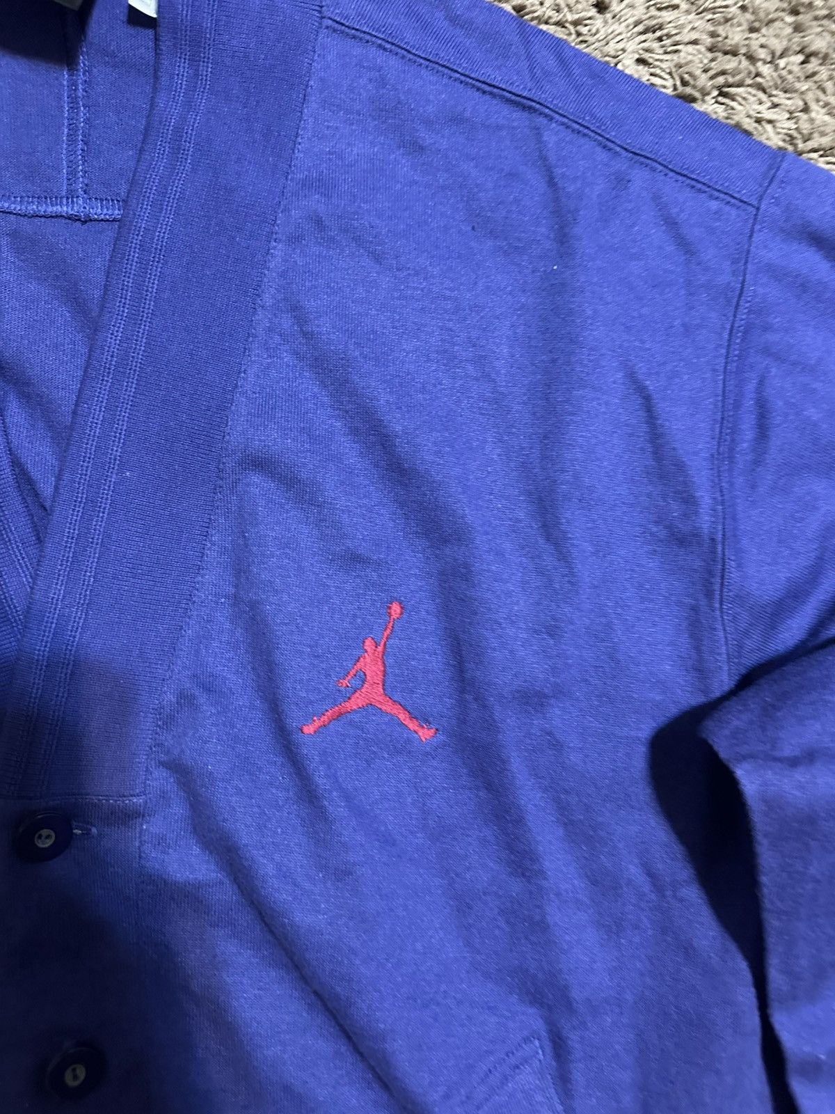 Nike Vintage Nike Air Jordan cardigan sweater 90s size small Size US S / EU 44-46 / 1 - 2 Thumbnail