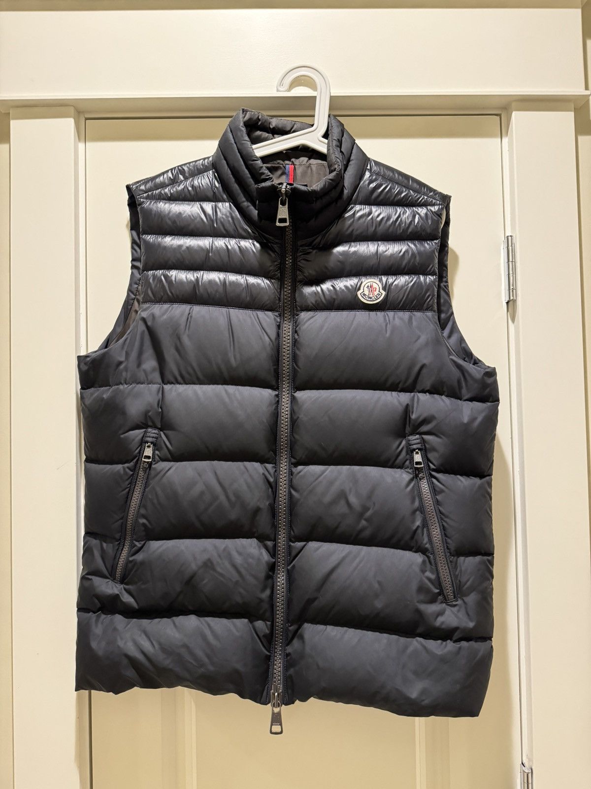 image of Moncler Two Tone Puffer Down Vest in Navy, Men's (Size XL)