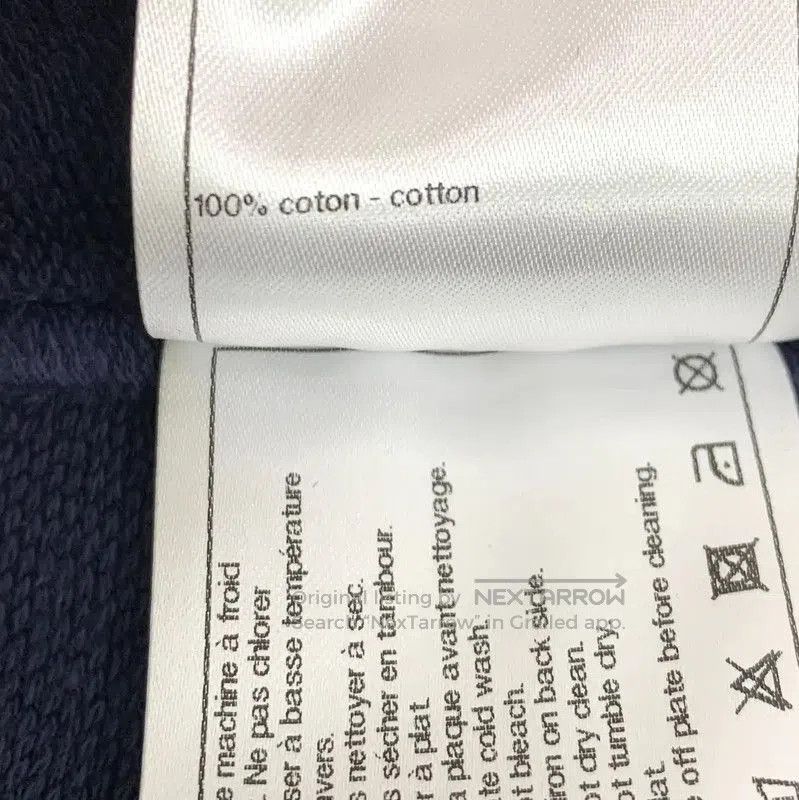 Chanel Chanel Navy Cotton T-Shirt with Gold Logo . Size S / US 4 / IT 40 - 8 Thumbnail