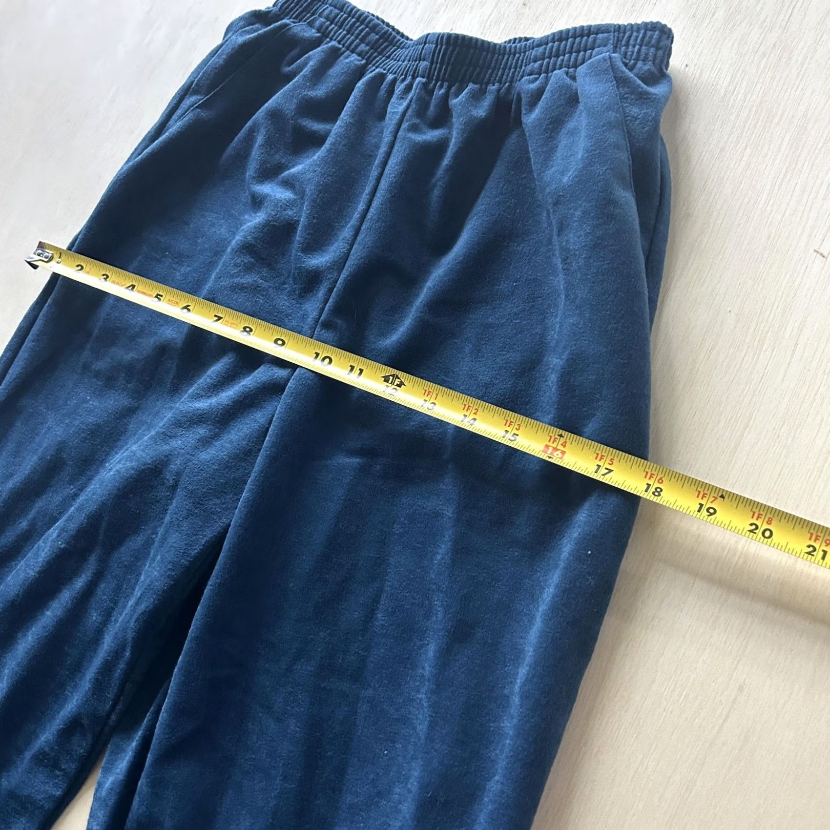 Vintage Willow Ridge Sweatpants Womens Small Blue Velour Elastic Waist Pockets Straight Leg Casual Size 28" / US 6 / IT 42 - 7 Thumbnail