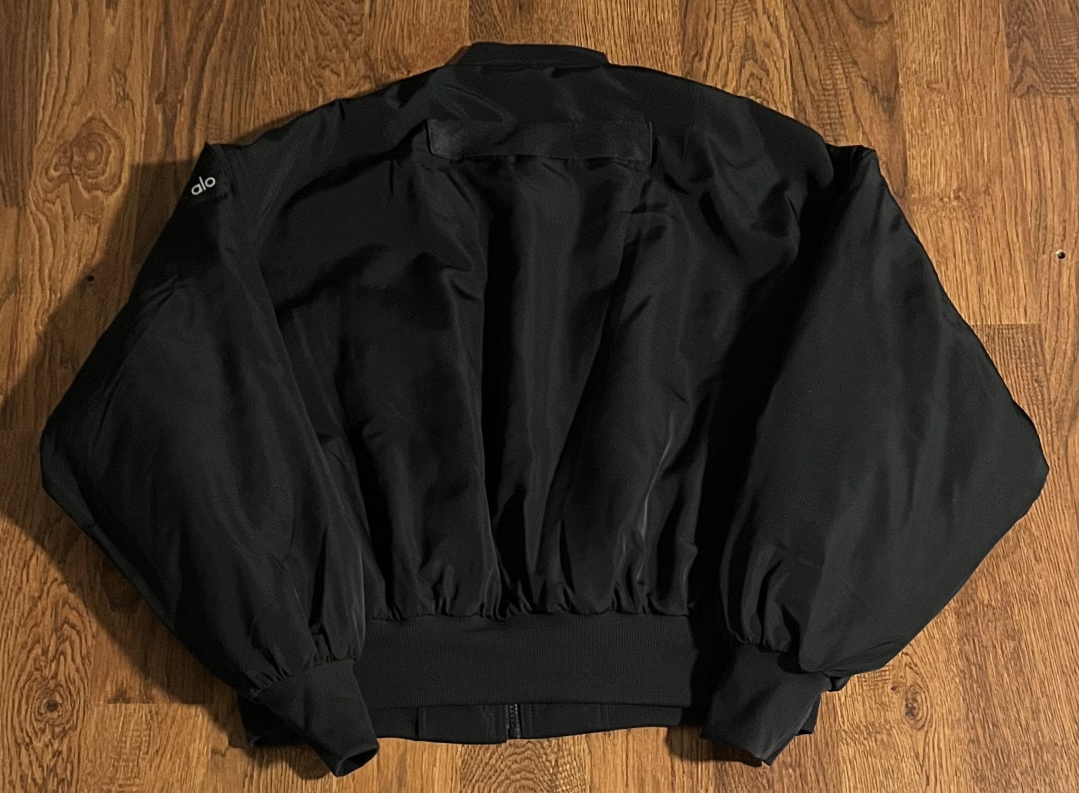 Alo Yoga Alo Yoga Jacket Faux Fur Lined Bomber Oversized Full Zip Size S / US 4 / IT 40 - 2 Thumbnail