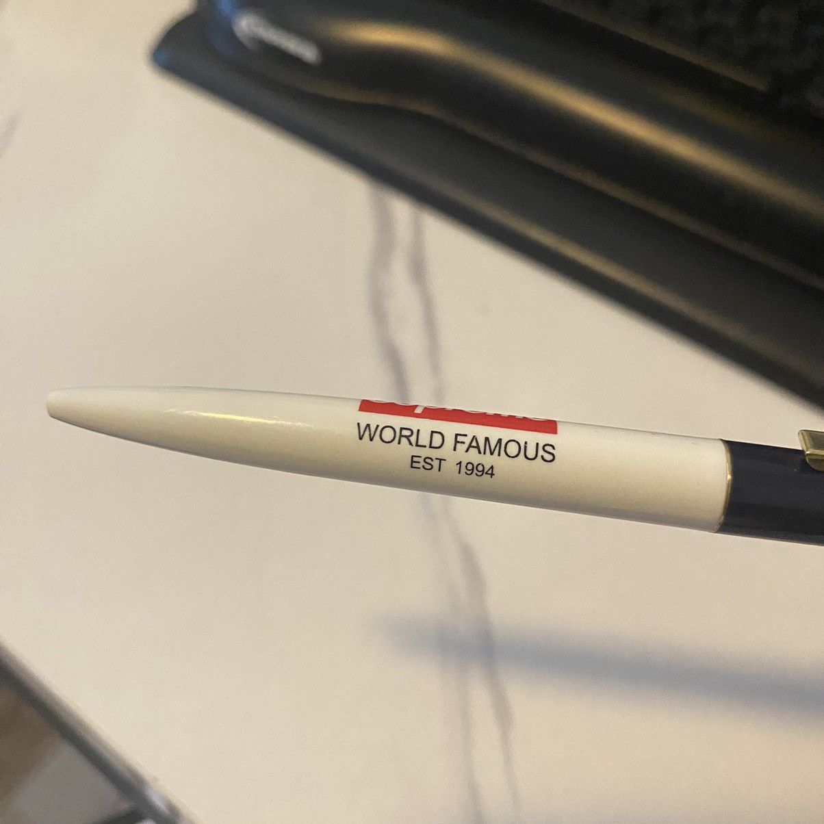 Supreme RARE OG World Famous Supreme Pen Size ONE SIZE - 4 Thumbnail