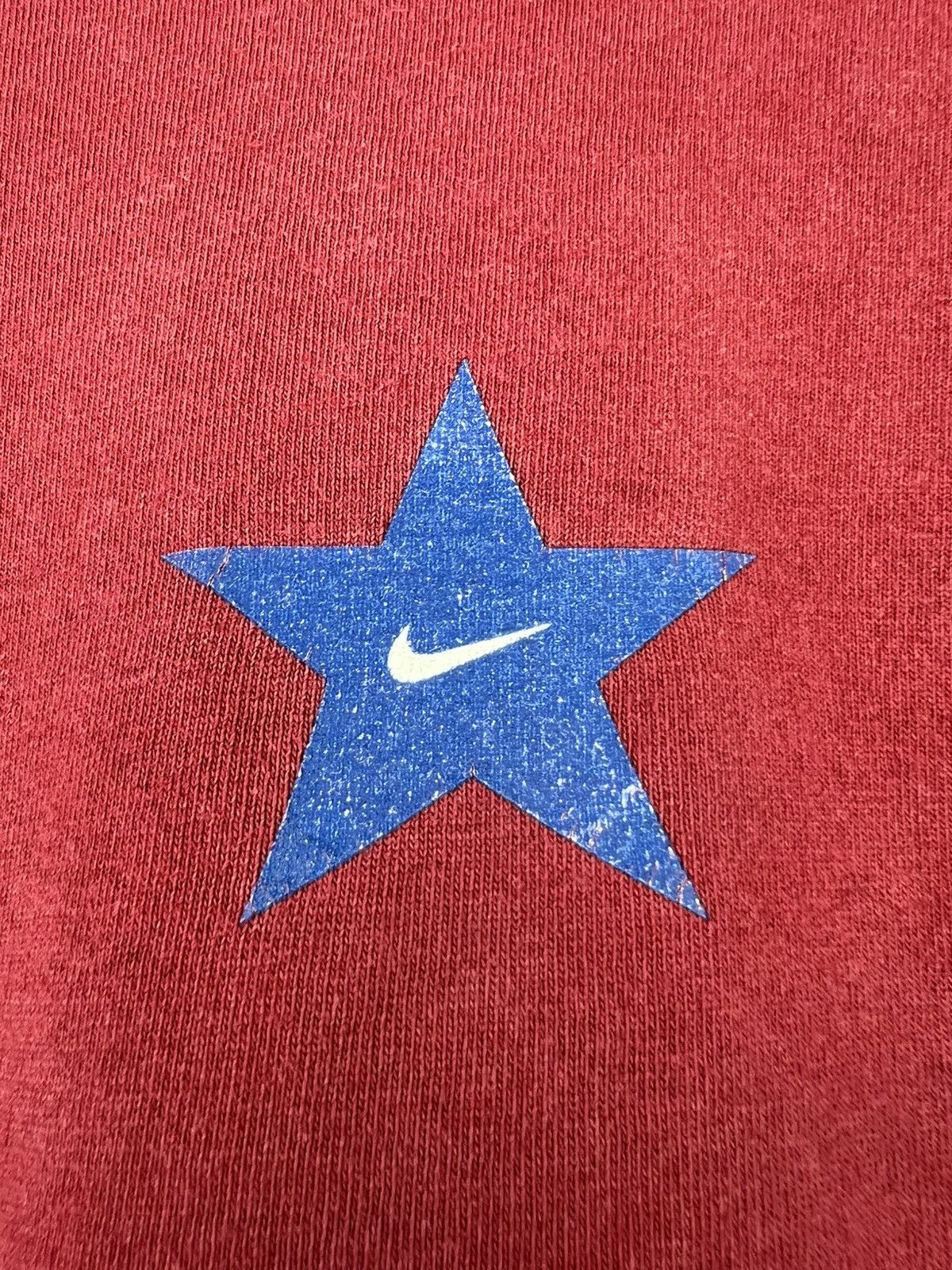 Nike Very Rare Nike Athletics Gymnasium T shirt Star Swoosh Logo Size US XL / EU 56 / 4 - 4 Thumbnail