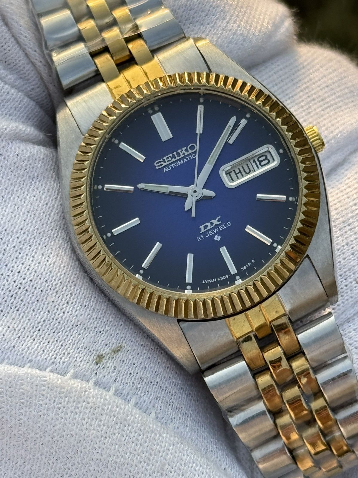 Seiko Seiko 5 DX Fluted Bezel Automatic 6309 Japanese mens Watch Size 36 - 19 Thumbnail