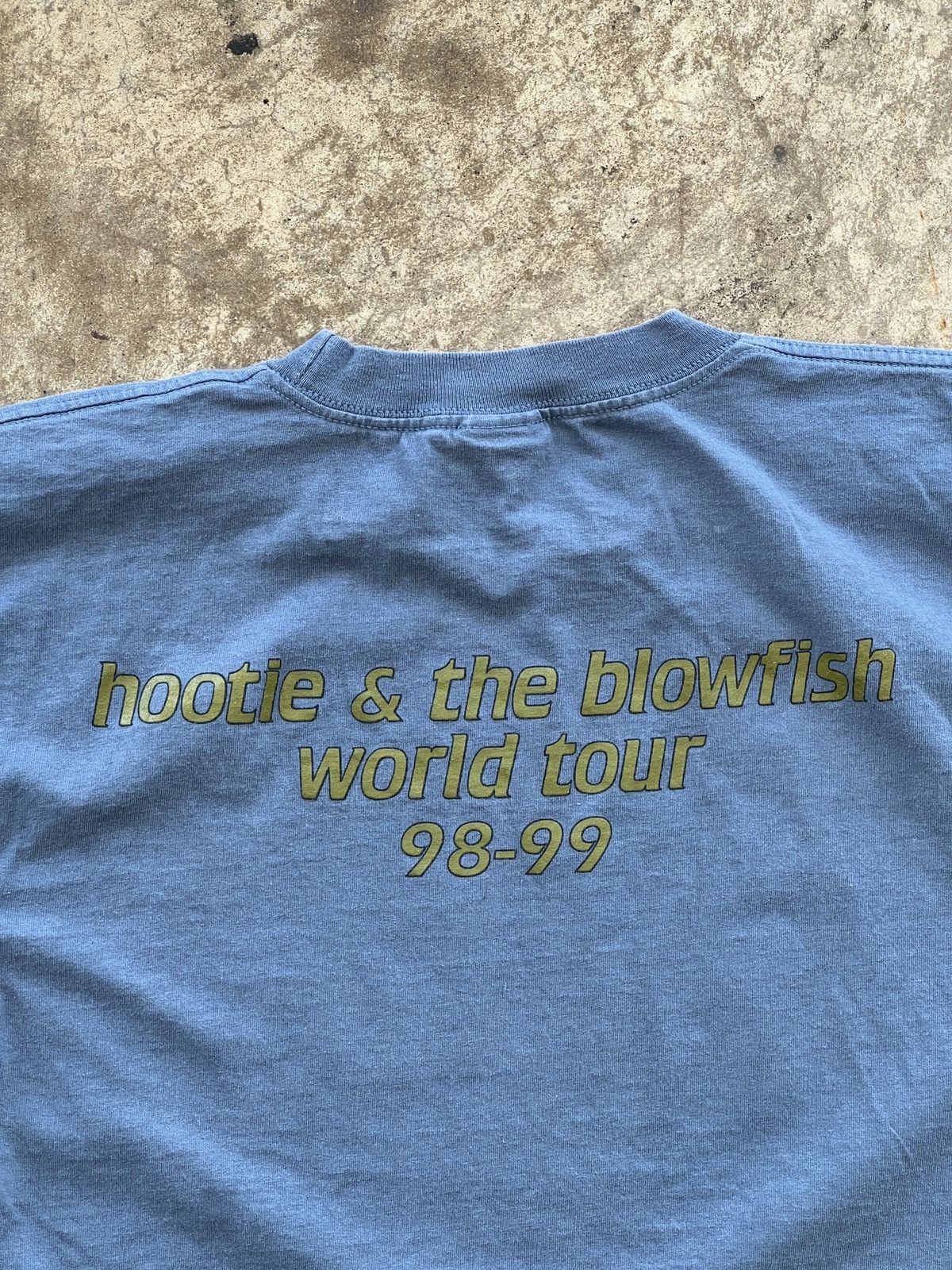 Band Tees Vintage 1998 Hootie & The Blowfish Giant Tag Tee Large Size US L / EU 52-54 / 3 - 6 Thumbnail