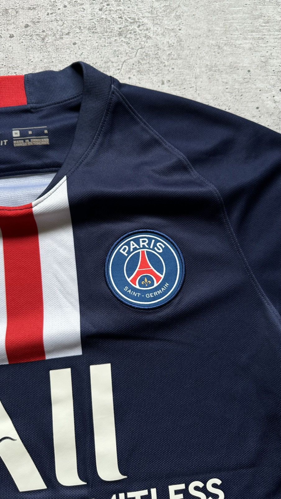 Nike 2019/20 Nike Paris Saint Germain PSG Soccer Jersey Size US M / EU 48-50 / 2 - 10 Thumbnail