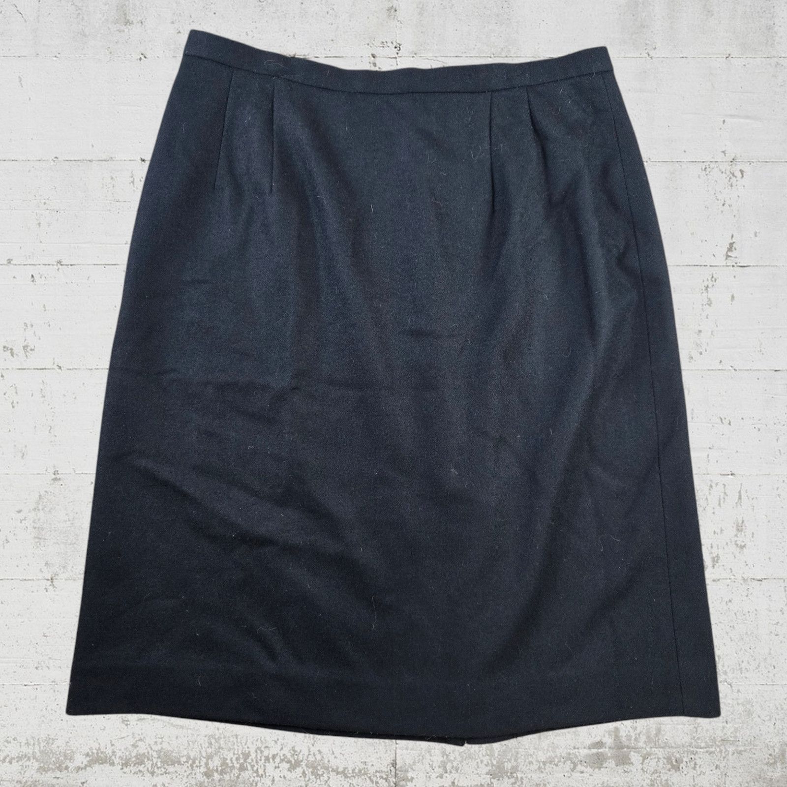 Pendleton 90s Vintage Pendleton Black Wool Midi Skirt Size 16 Size 38" / US 16 / IT 52 - 2 Thumbnail