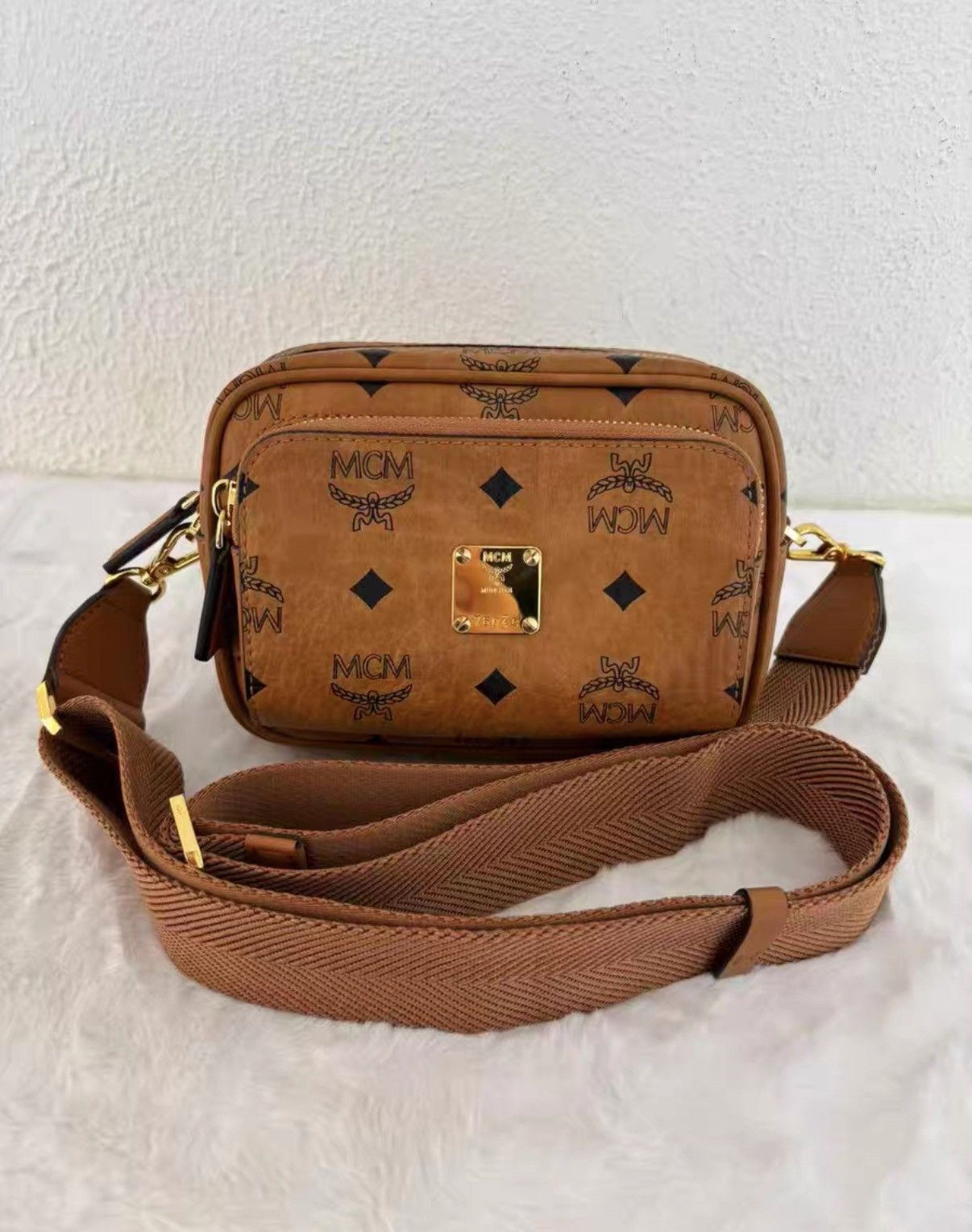 MCM MCM Cognac Monogram Printed Camera Shoulder Bag J38 Size ONE SIZE - 1 Thumbnail