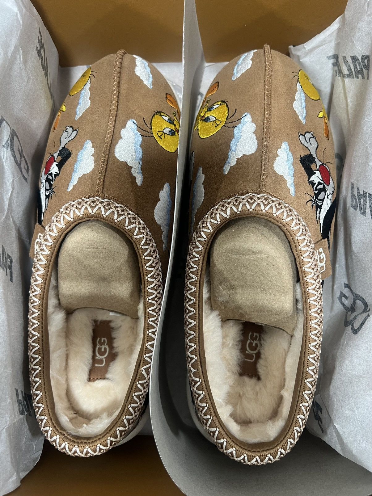 Palace × Ugg Palace x UGG x Looney Tunes Uggs Size US 9 / EU 42 - 3 Thumbnail