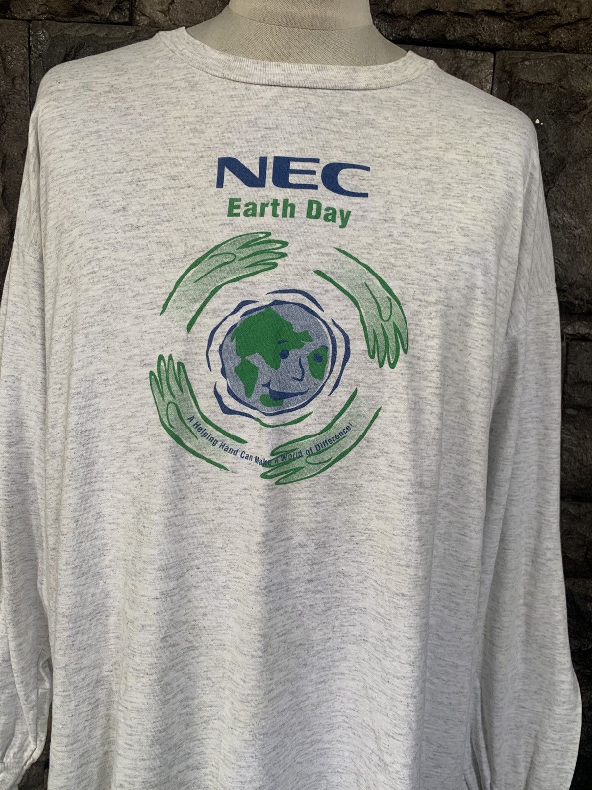 Vintage Vintage 90s Earth Day NEC Promo T shirt Size US XL / EU 56 / 4 - 2 Thumbnail