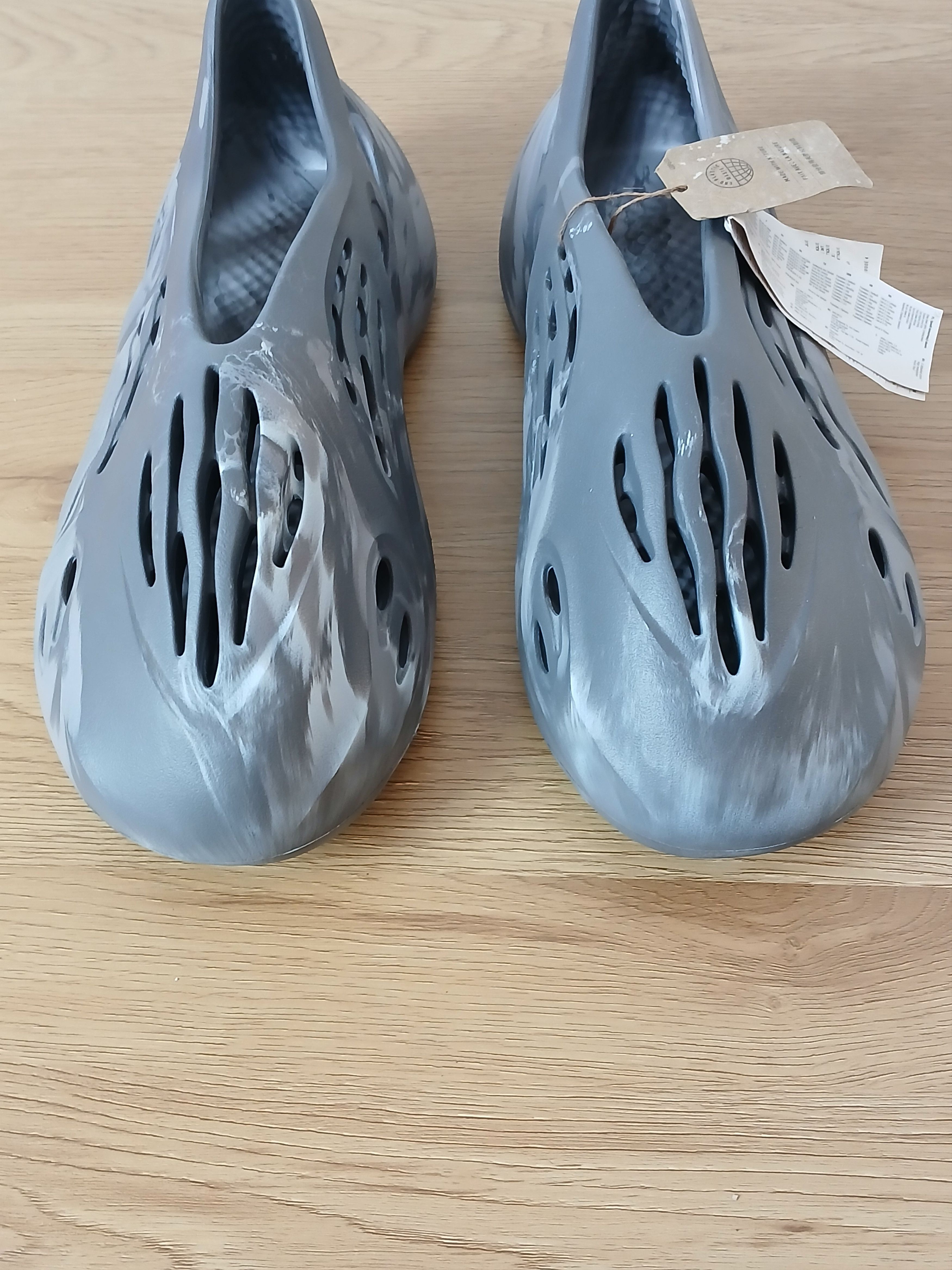 Adidas × Kanye West × Yeezy New Adidas Yeezy Foam Runner Size US 12 / EU 45 - 4 Thumbnail
