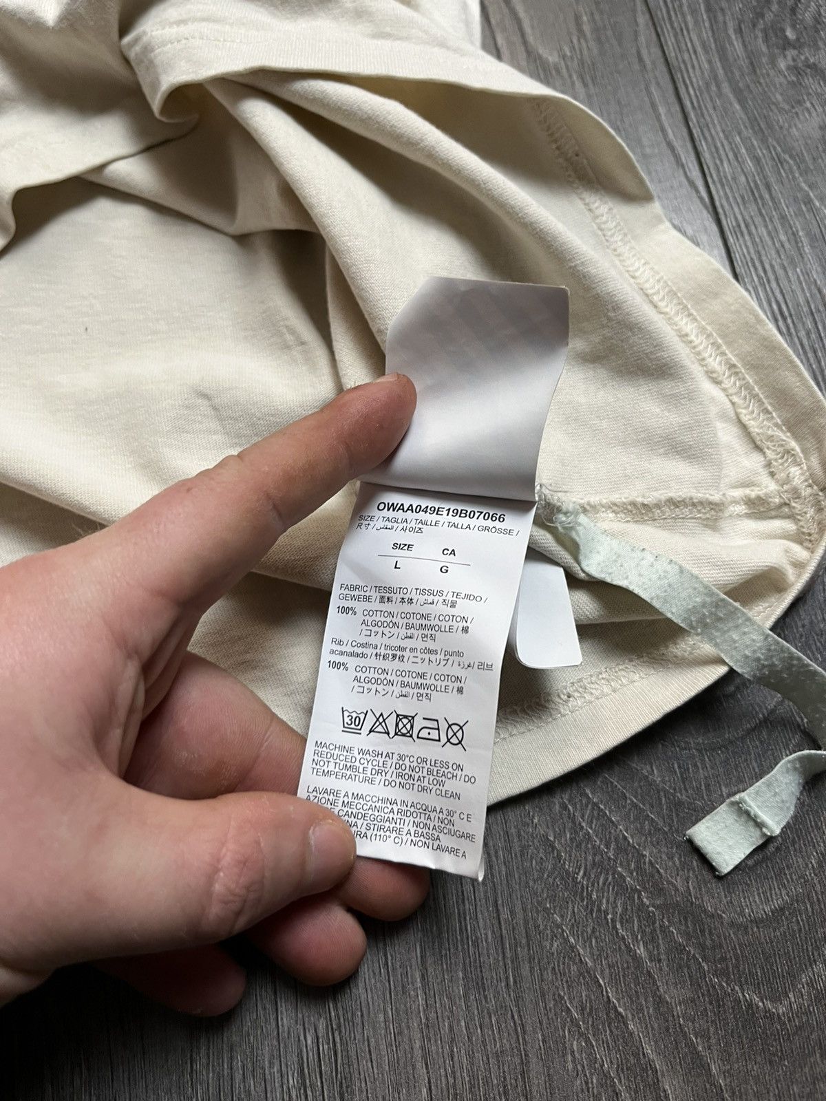 Off-White Off-White Floral Arrows Logo T-Shirt Cream/Beige Size L / US 10 / IT 46 - 12 Thumbnail