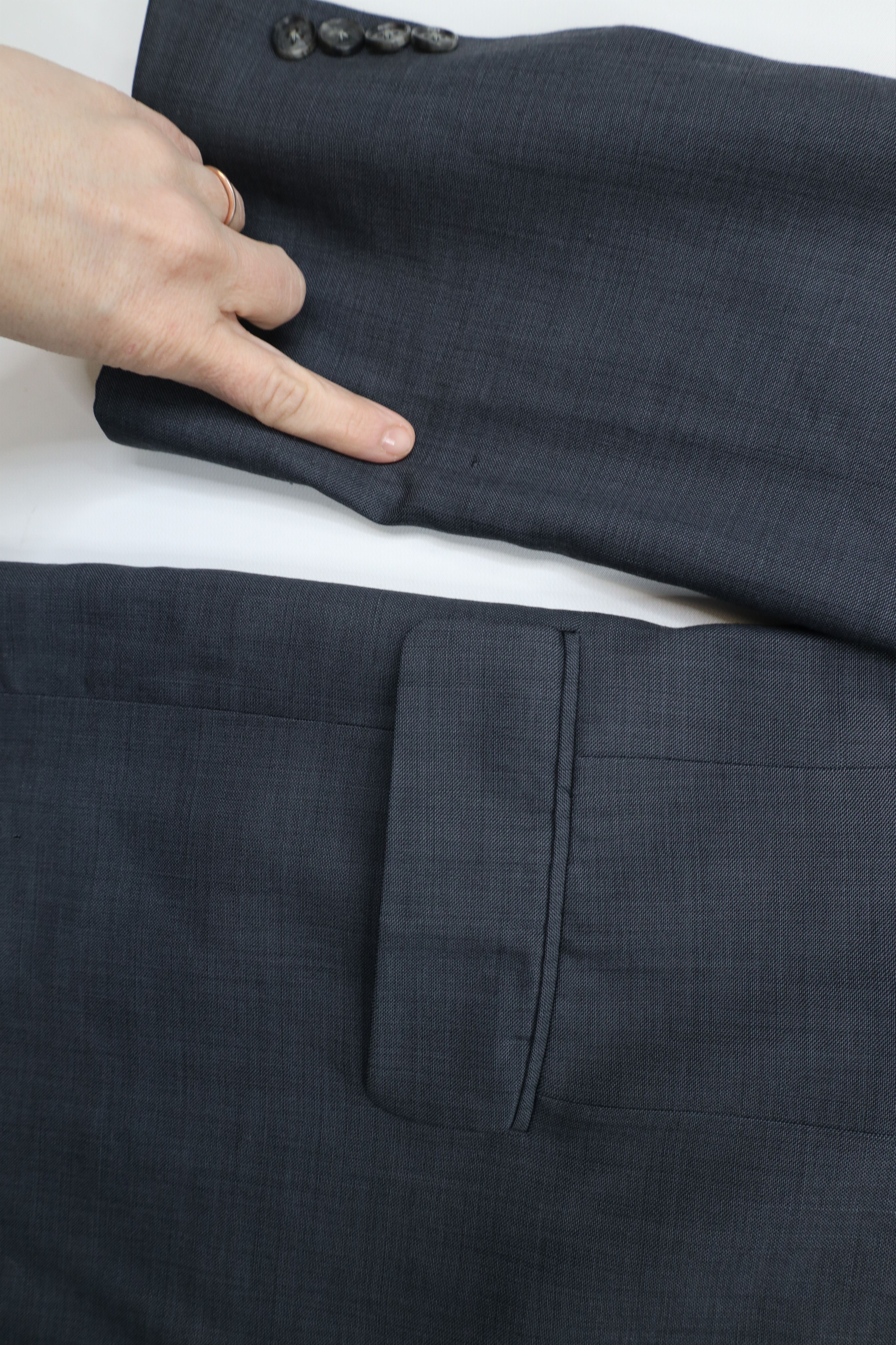 Vintage Jos A Bank Tailored Fit Wool 2 Piece Suit Wedding Suit Size 46R - 8 Thumbnail