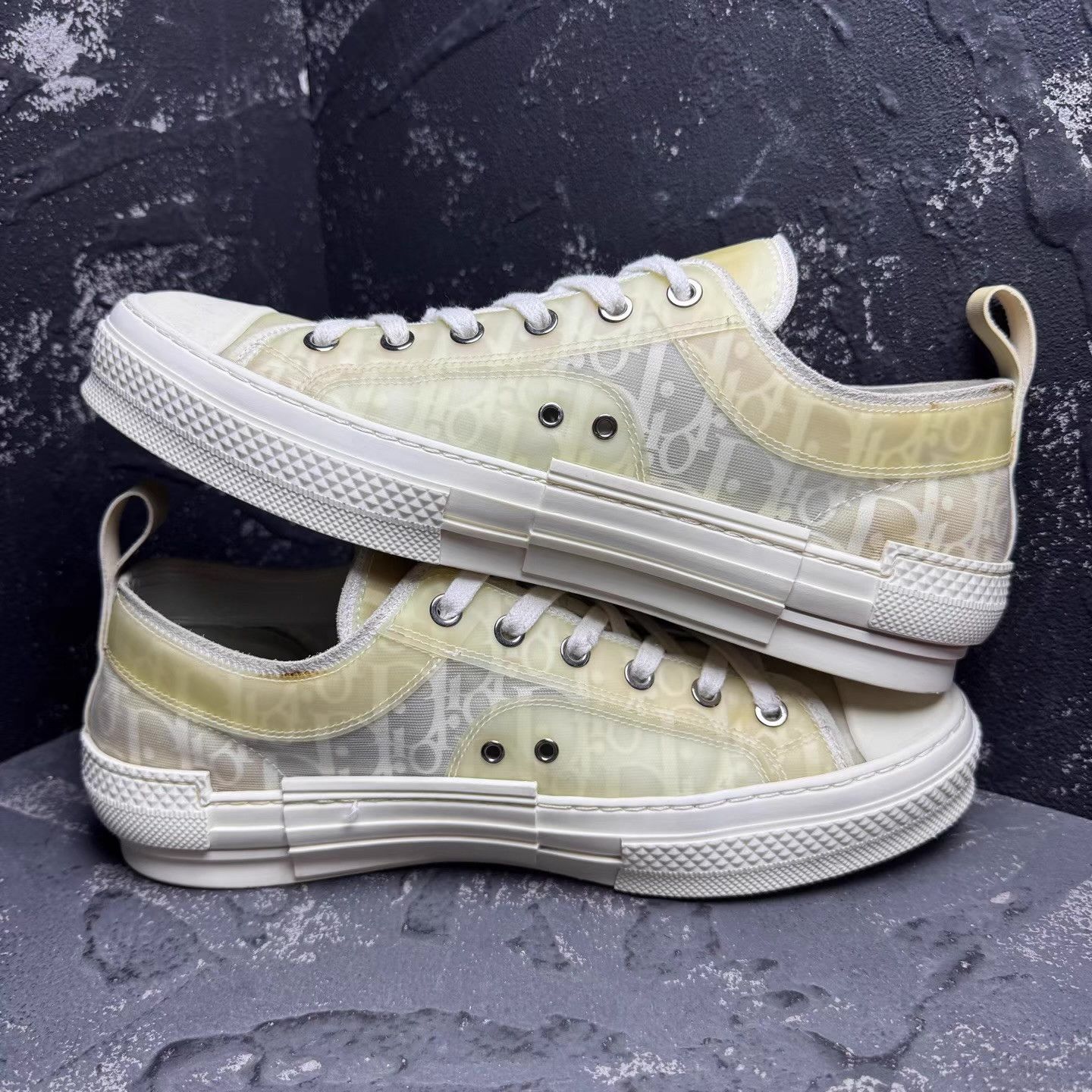 Dior DIOR B23 White All-Over Print Low-Top Sneakers Q10 Size US 8 / EU 41 - 3 Thumbnail