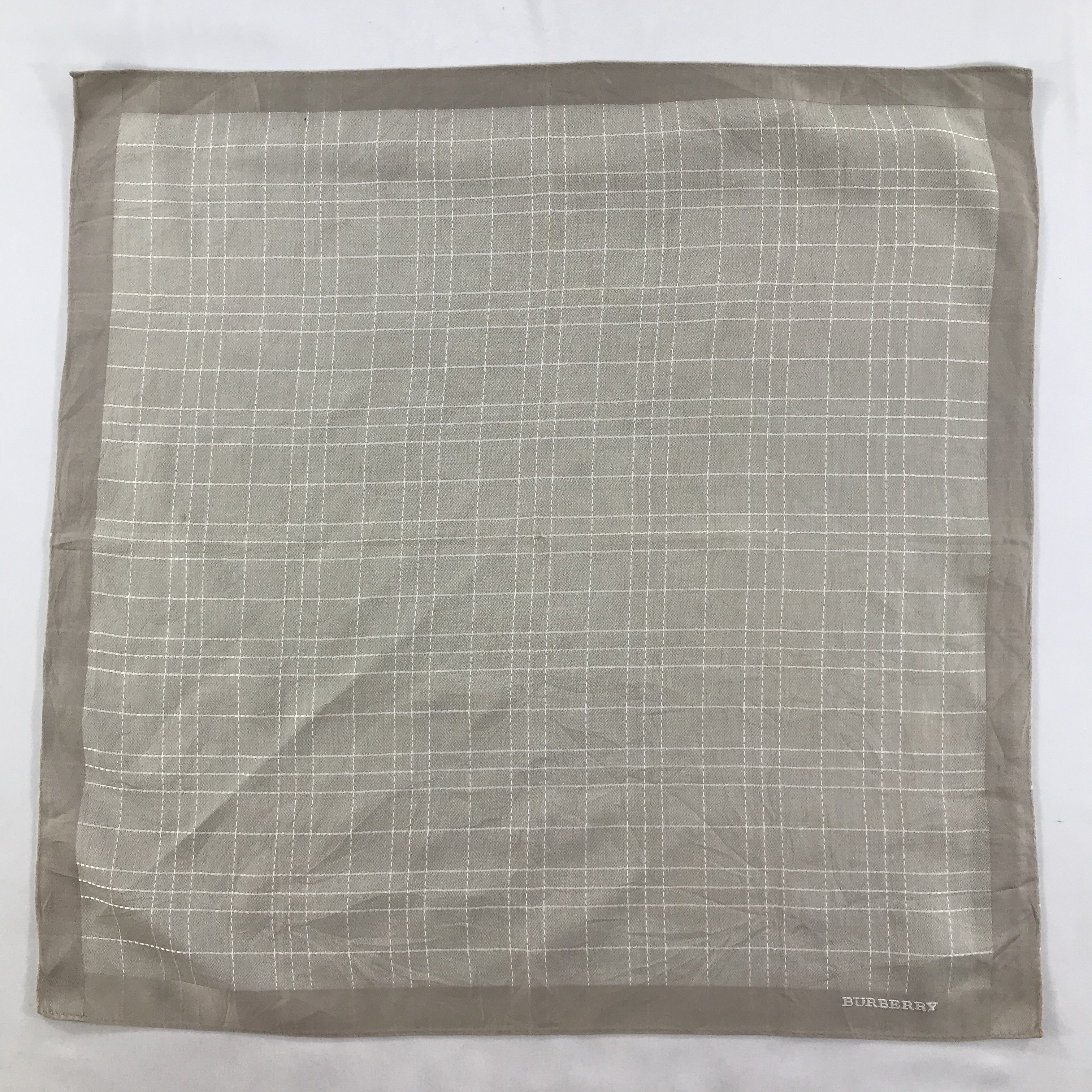 Burberry × Vintage Burberry Bandana / Handkerchief / Neckerchief - S1646 Size ONE SIZE - 1 Thumbnail