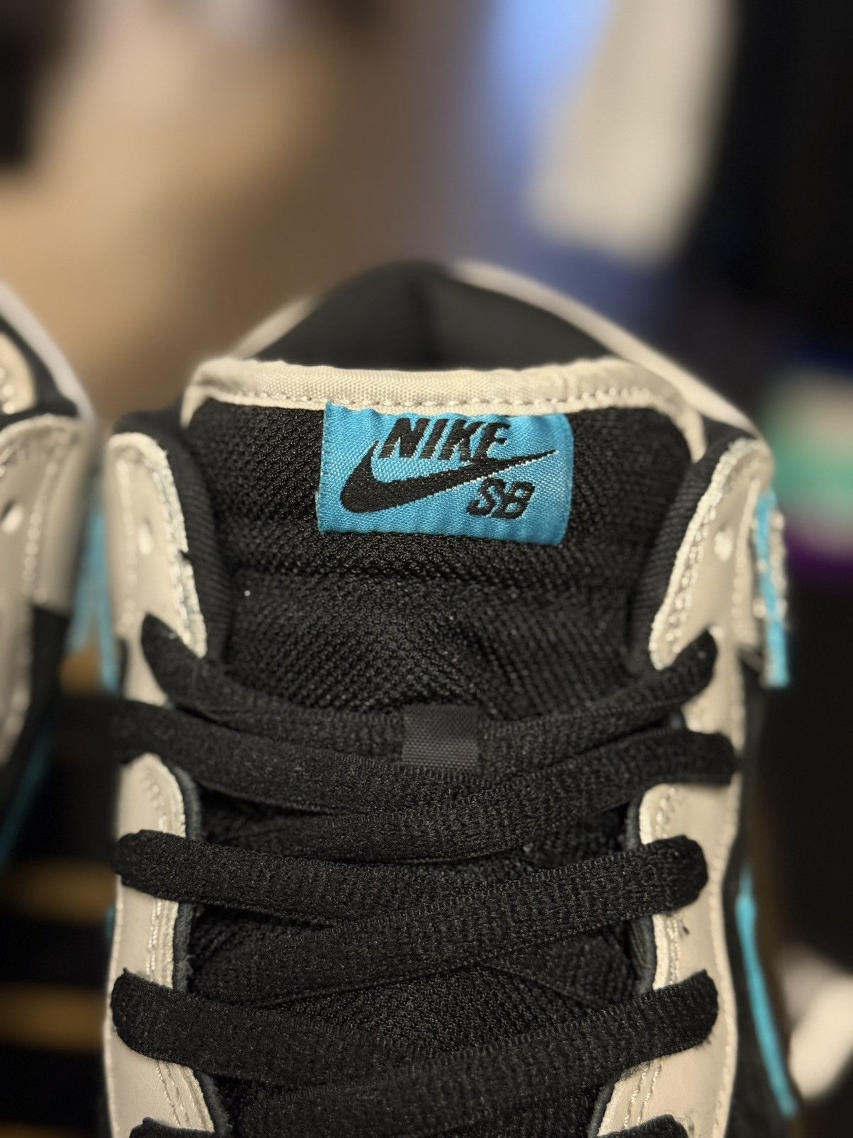 Nike Nike SB Mid Dunk 2008 RARE Aqua Fuel Blue Size 11 Size US 11 / EU 44 - 9 Thumbnail