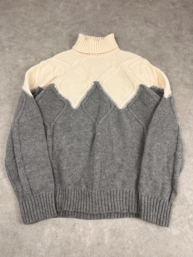 Daniele Alessandrini 2000s Daniele Alessandrini Beige & Grey Structure Turtleneck Sweater Size US S / EU 44-46 / 1 - 4 Thumbnail
