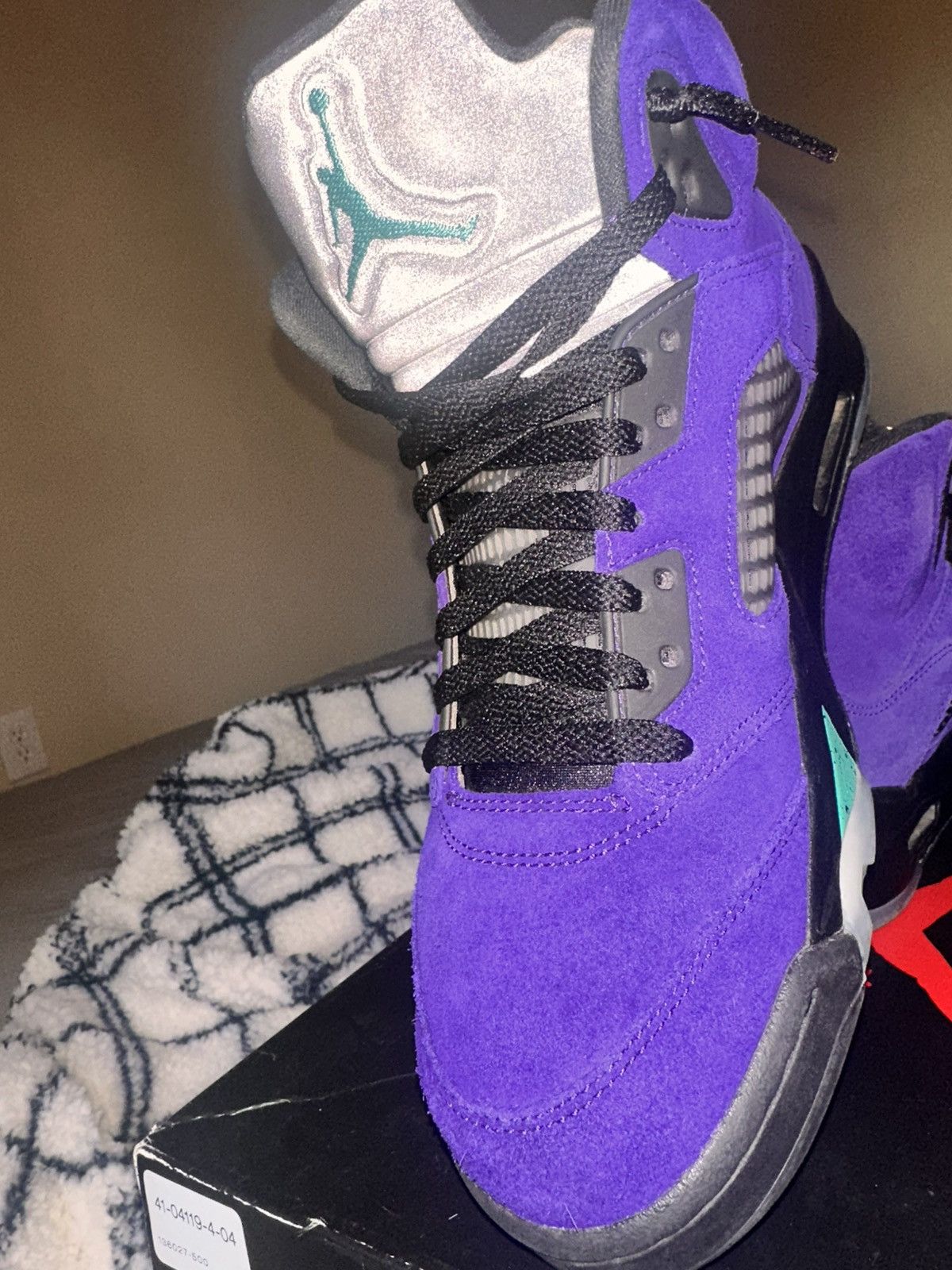Jordan Brand × Nike Jordan 5 Alternate Grapes Size US 9 / EU 42 - 6 Thumbnail