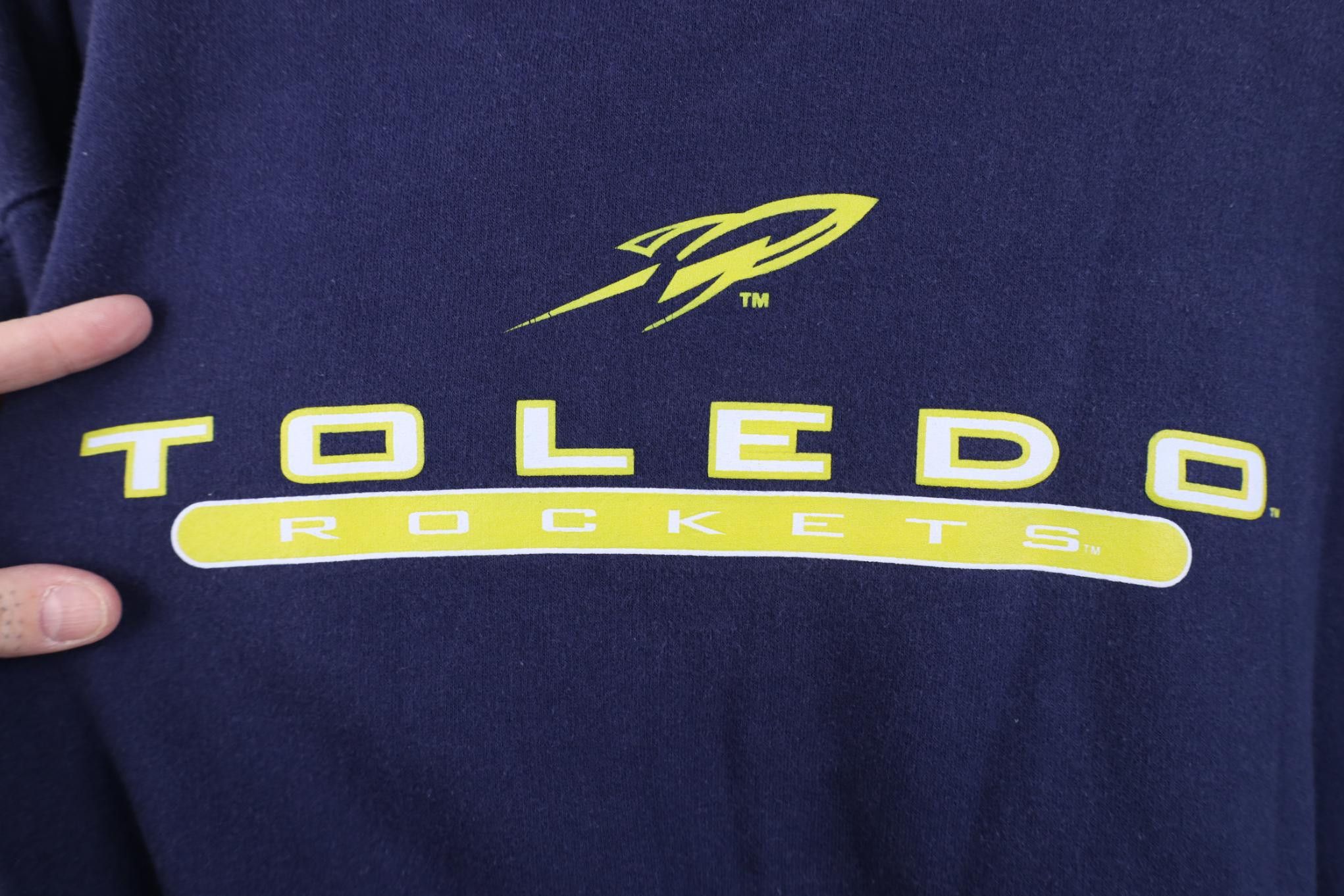 Vintage Vintage University of Toledo Crewneck Sweatshirt Blue Size US XL / EU 56 / 4 - 4 Thumbnail