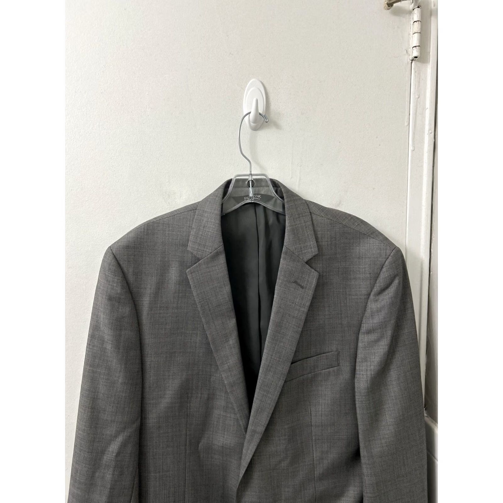 Jos. A. Bank VINTAGE? No. Size US XXL / EU 58 / 5 - 2 Thumbnail