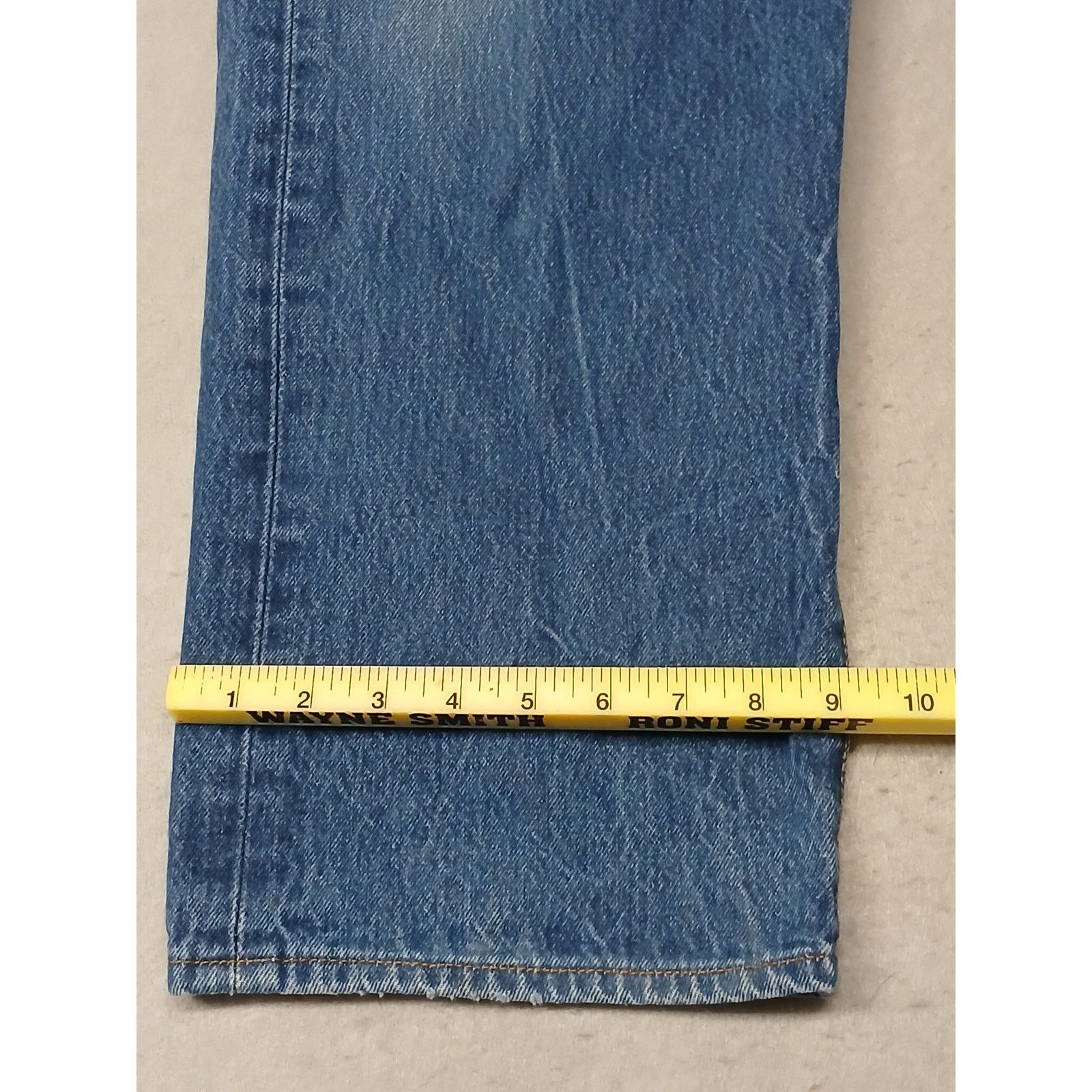 Levi's Levis (42x30) Men's Tapered Straight Fit Blue Denim Jeans Size US 42 / EU 58 - 2 Thumbnail