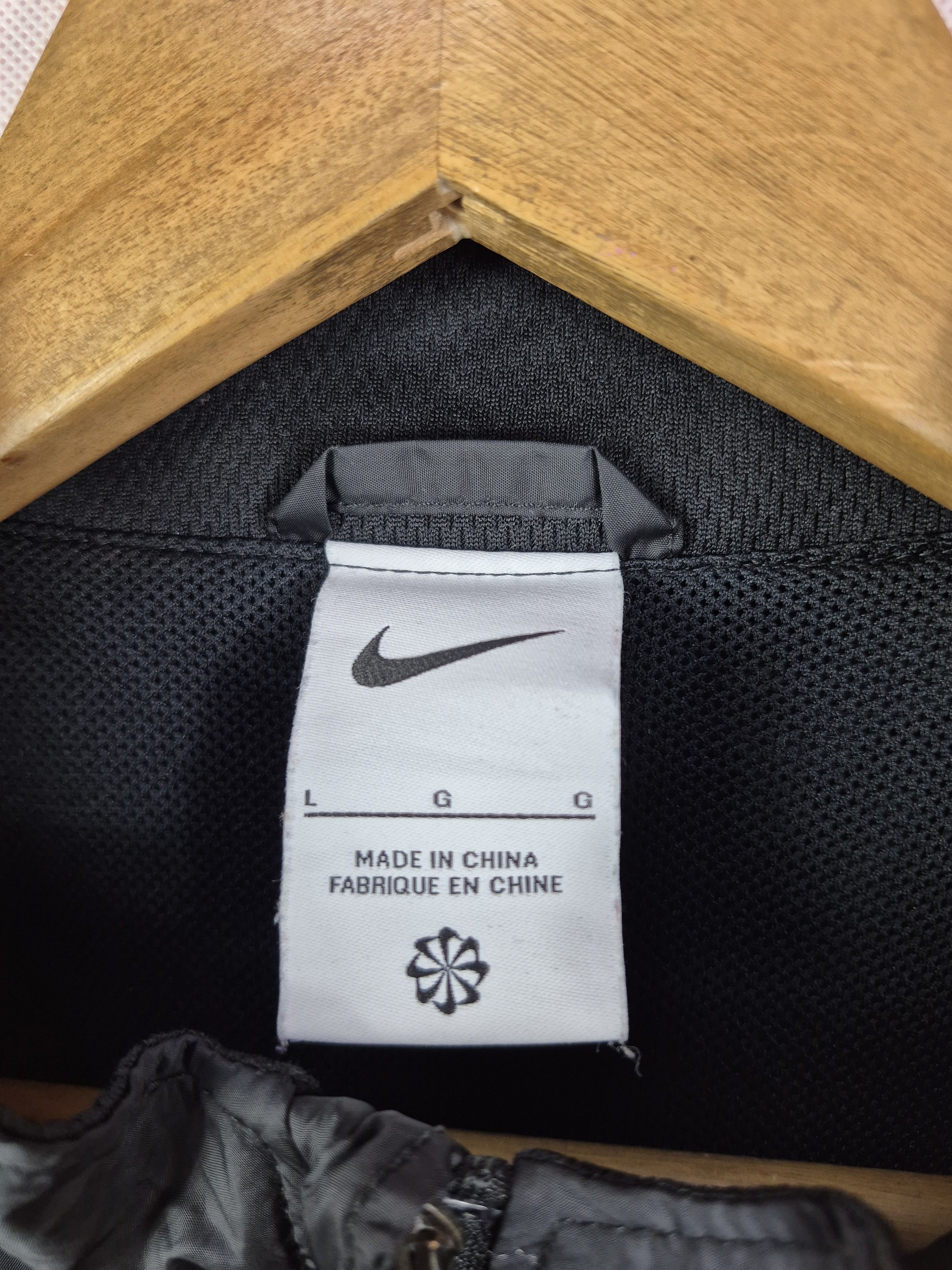 Nike ✅ Nike Small Swoosh Windbreaker Jacket Size US L / EU 52-54 / 3 - 5 Thumbnail