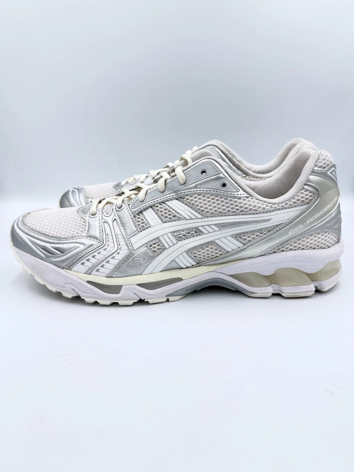 Asics × JJJJound JJJJound ASICS Gel Kayano 14 Silver White Size US 12 / EU 45 - 4 Thumbnail
