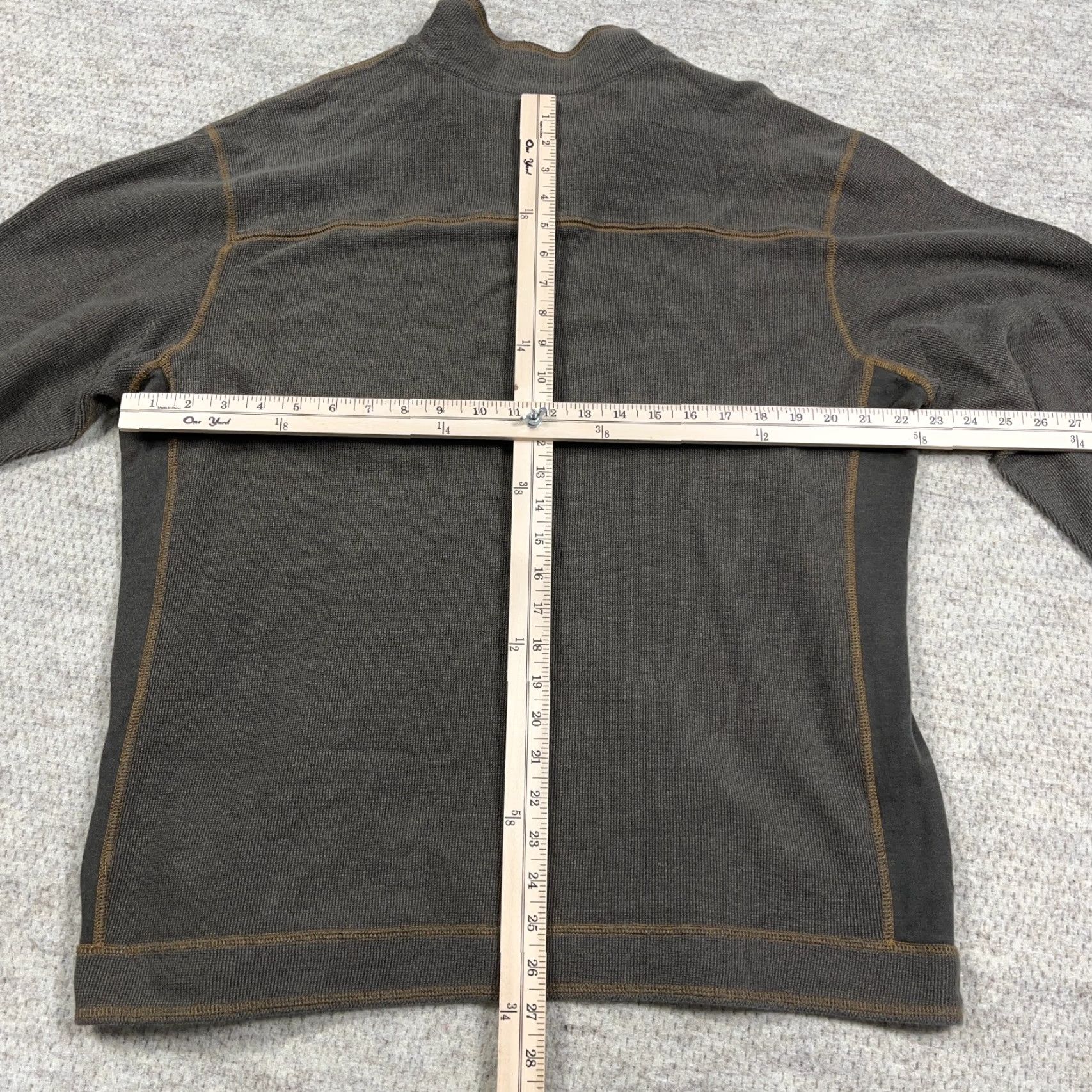 Tommy Bahama Tommy Bahama Sweater Men XL Olive Green Pullover 1/4 Zip Knit Casual Vintage-Style World of Golf/Walking 3/4 Zip Mens Size US XL / EU 56 / 4 - 7 Thumbnail