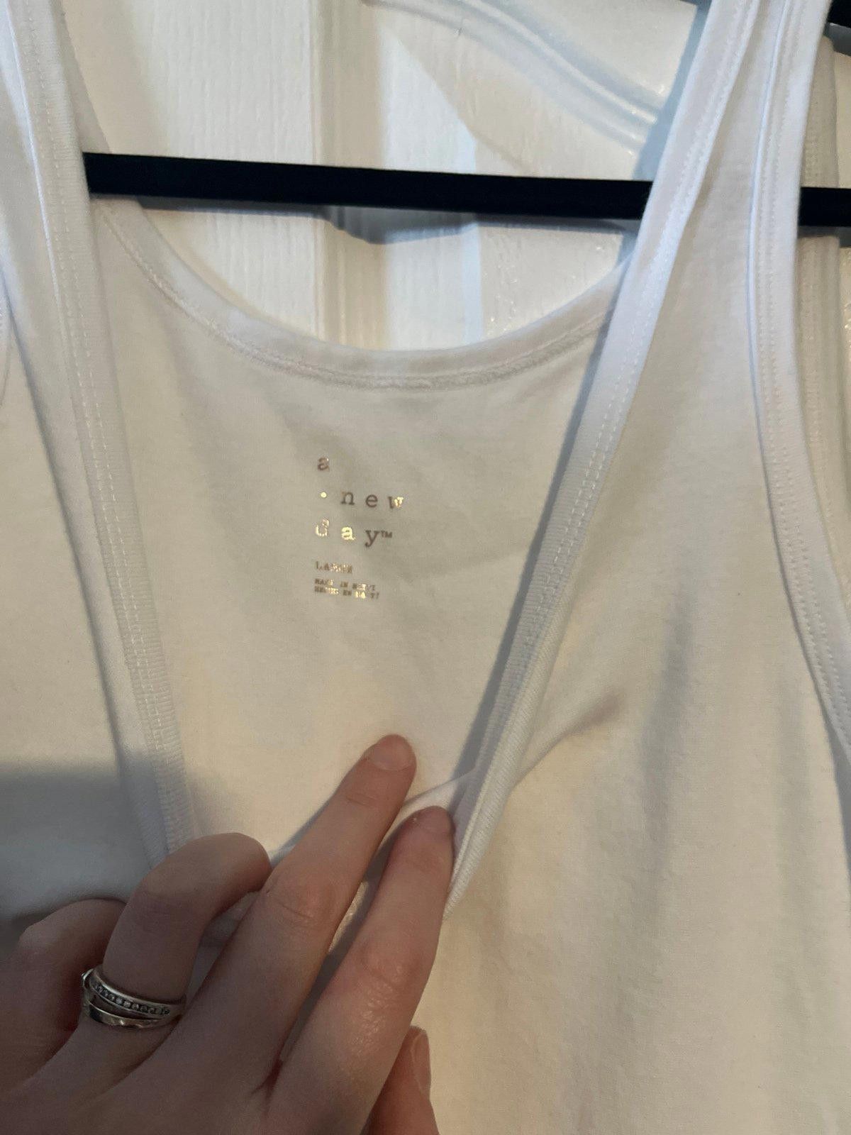Designer A New Day Women's White Tank Top - Versatile Casual Wear Size L / US 10 / IT 46 - 2 Thumbnail