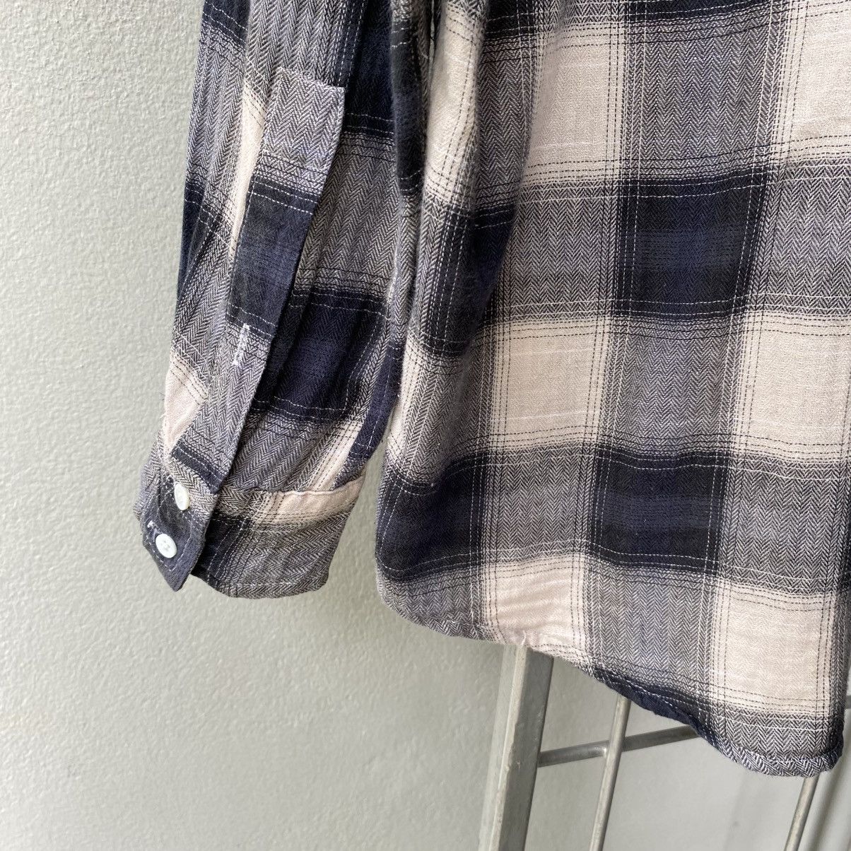 Balmain BALMAIN Gray-Black Plaid Ruffle Sleeve Shirt Size M / US 6-8 / IT 42-44 - 24 Thumbnail