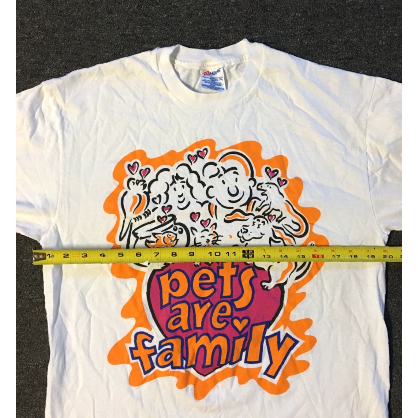 Hanes VINTAGE Petsmart Pets Are Family Shirt Men L White 90s Dog Cat Art Love Family Cartoon Halloween Grunge Hip Hop USA USA Size US L / EU 52-54 / 3 - 6 Thumbnail