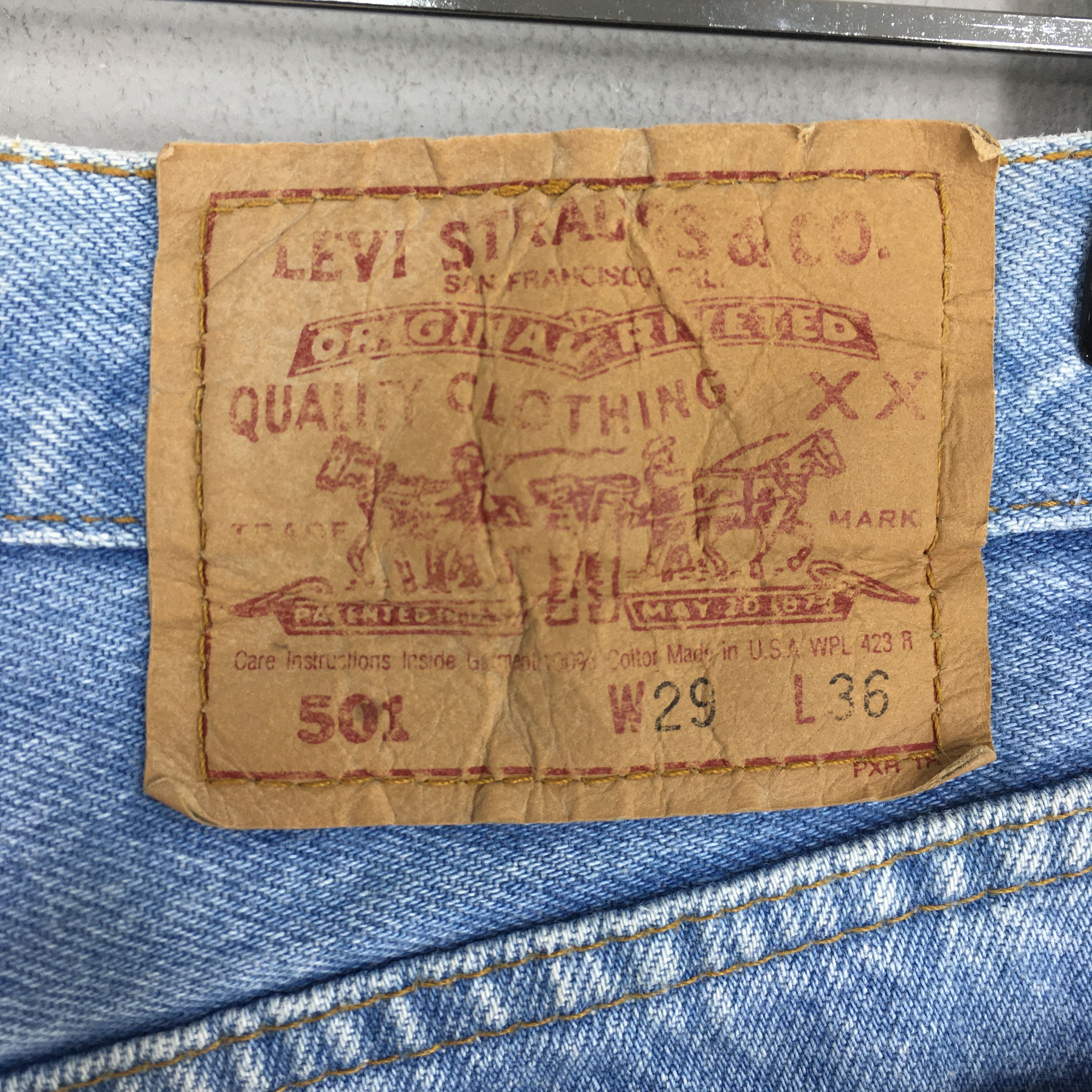 Levi's Size 27x31.5 Vintage 90s Levi's 501 Faded Blue Jeans S299 Size 27" / US 4 / IT 40 - 11 Thumbnail