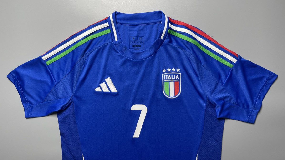 Adidas ITALY ADIDAS 2024 EURO FOOTBALL HOME JERSEY #7 PELLEGRINI Size US M / EU 48-50 / 2 - 3 Thumbnail
