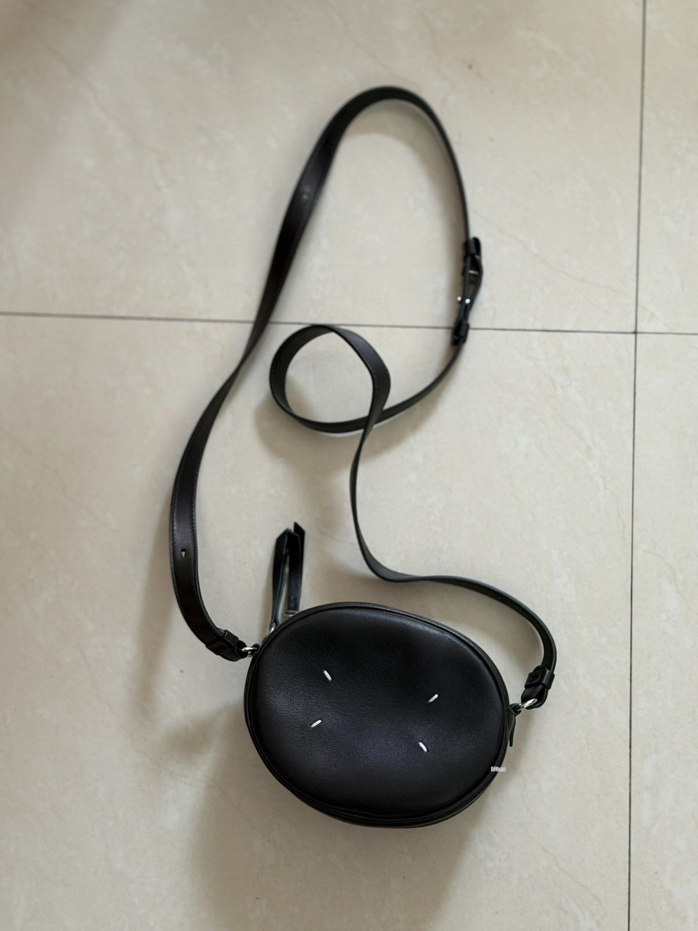 Maison Margiela Maison Margiela Tabi Round Crossbody Bag Size ONE SIZE - 1 Thumbnail