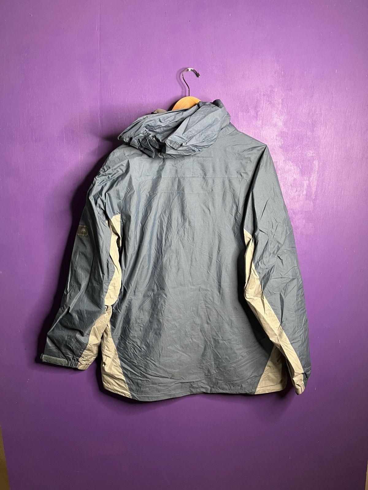 Nike ACG × Vintage Vintage 00s Nike ACG two tone anorak jacket Size US XL / EU 56 / 4 - 2 Thumbnail