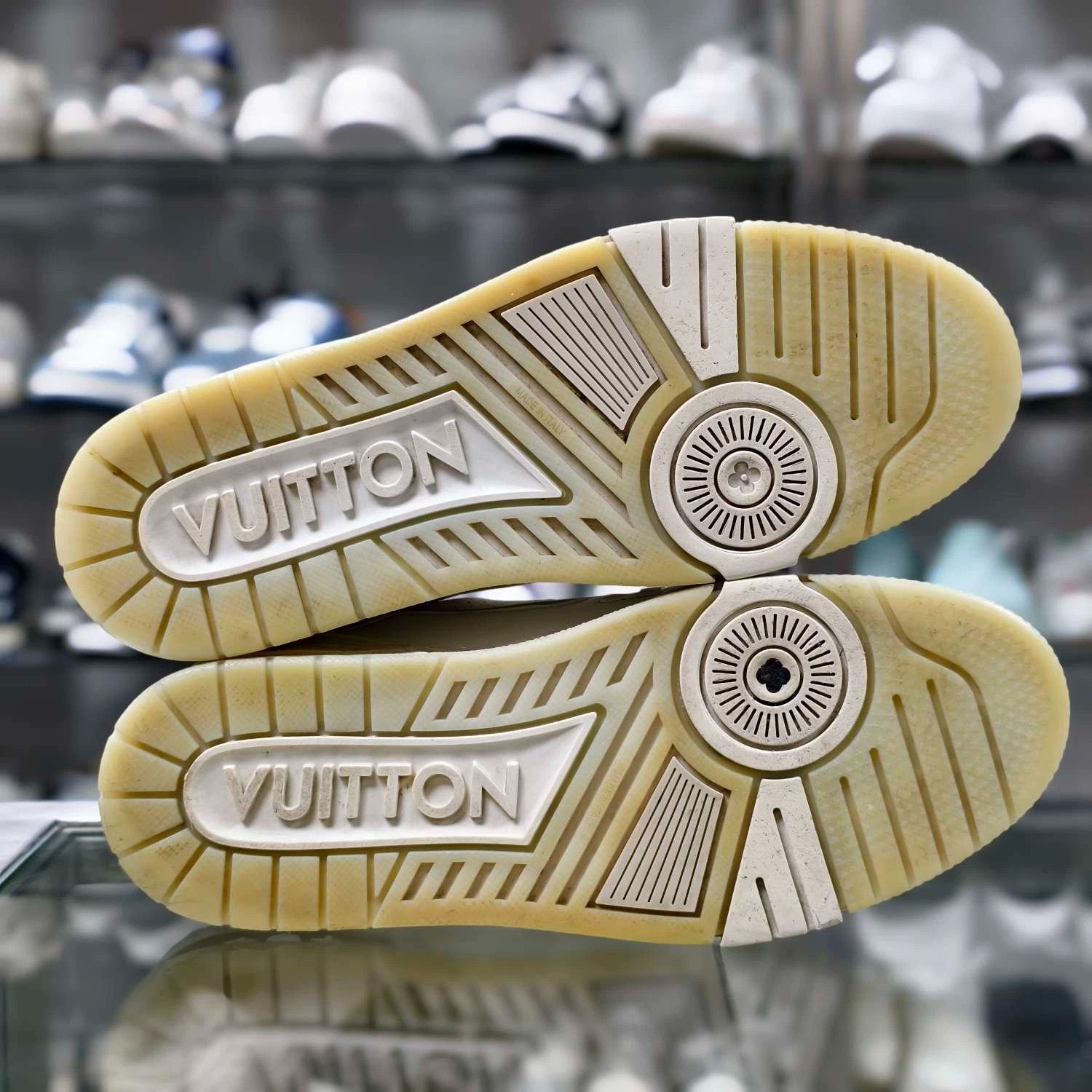 Louis Vuitton louis vuitton lv trainer white sneakers size uk7.5 Size US 8 / EU 41 - 6 Thumbnail