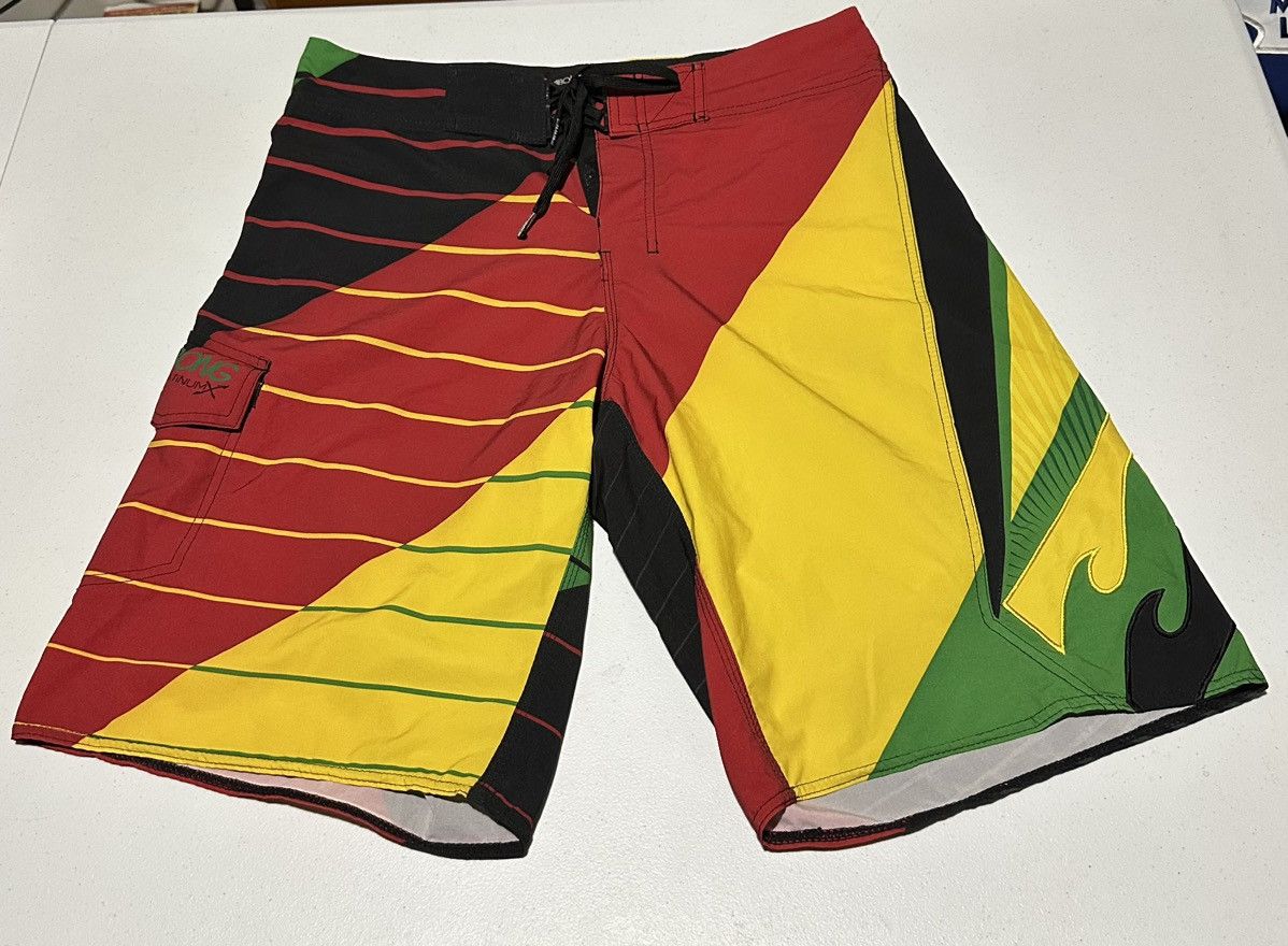 Vtg y2k Billabong zero gravity tri-colour rasta boardshorts
