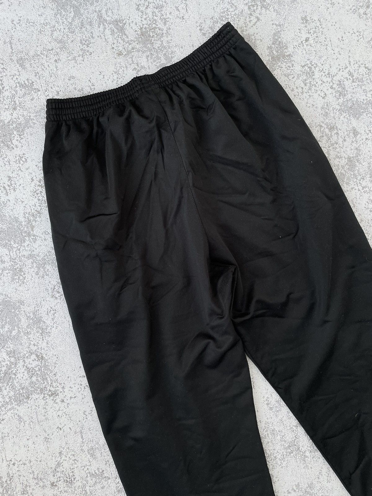 Umbro Vnt Rare❗️Manchester United 90s Sharp Umbro Track Pants Size US 34 / EU 50 - 9 Thumbnail