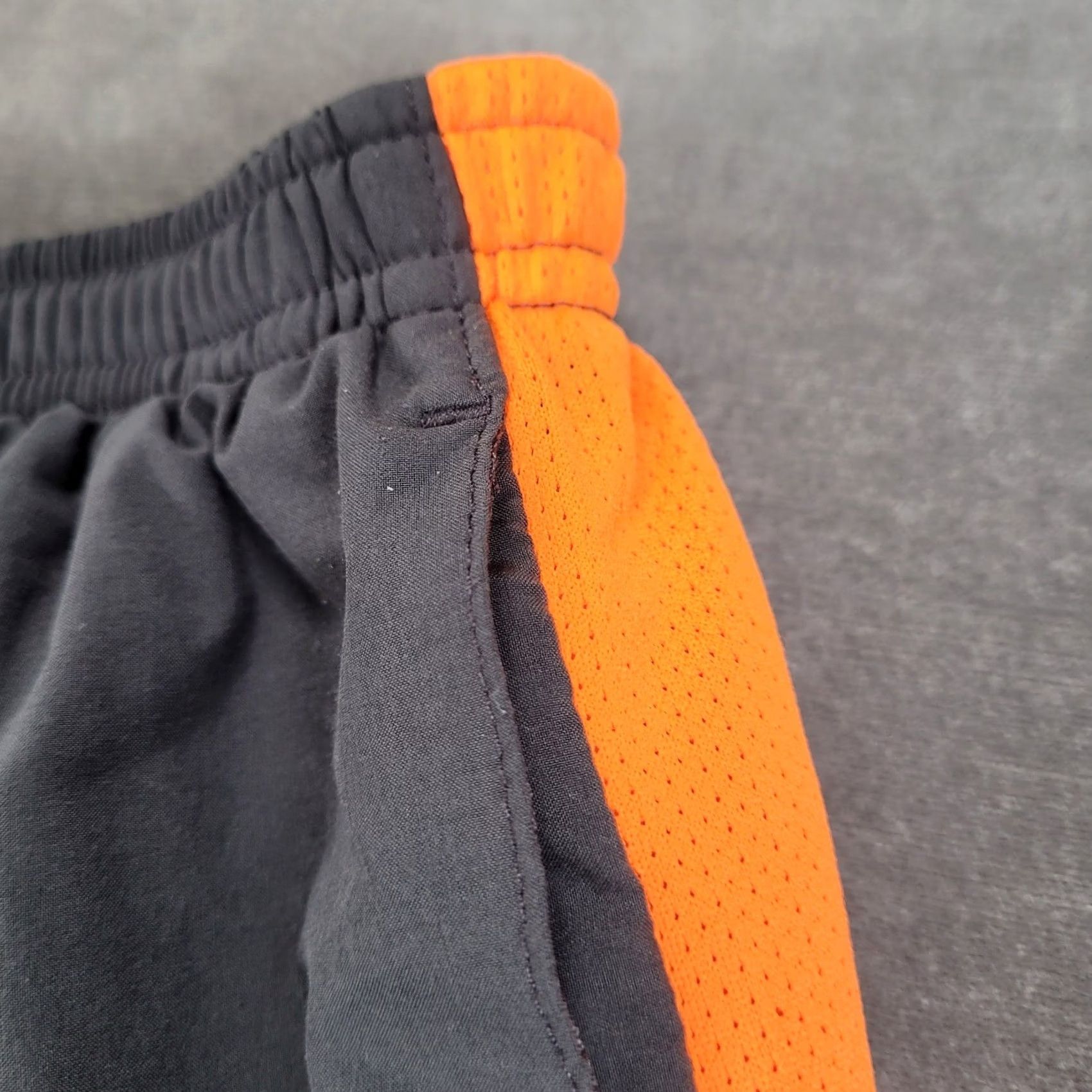 Nike Nike Mens L Running Shorts Athletic Drifit Gym Drawstring Orange Stripe Size US 33 - 4 Thumbnail